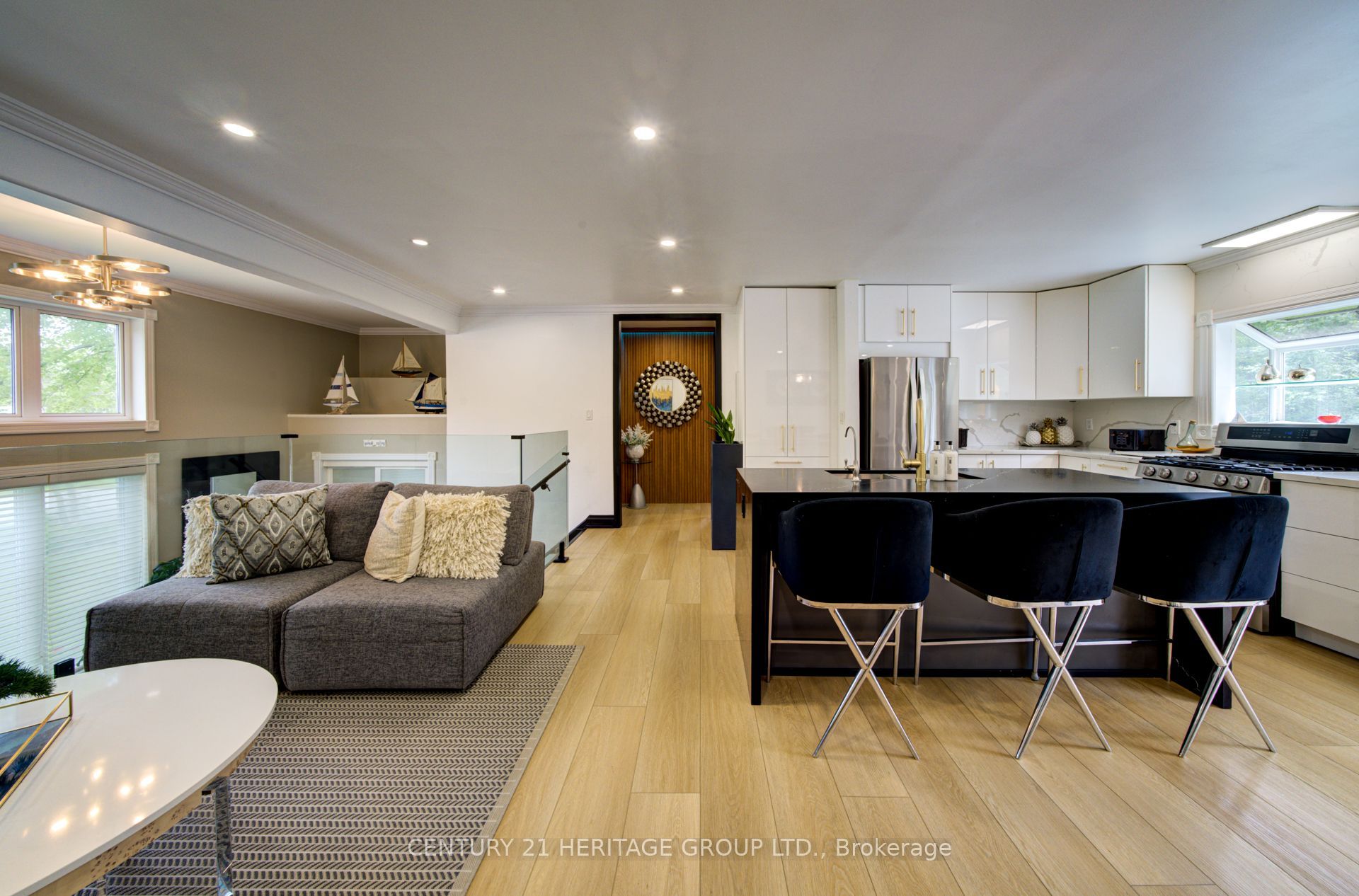 1151 Birch Road Property Photo 7
