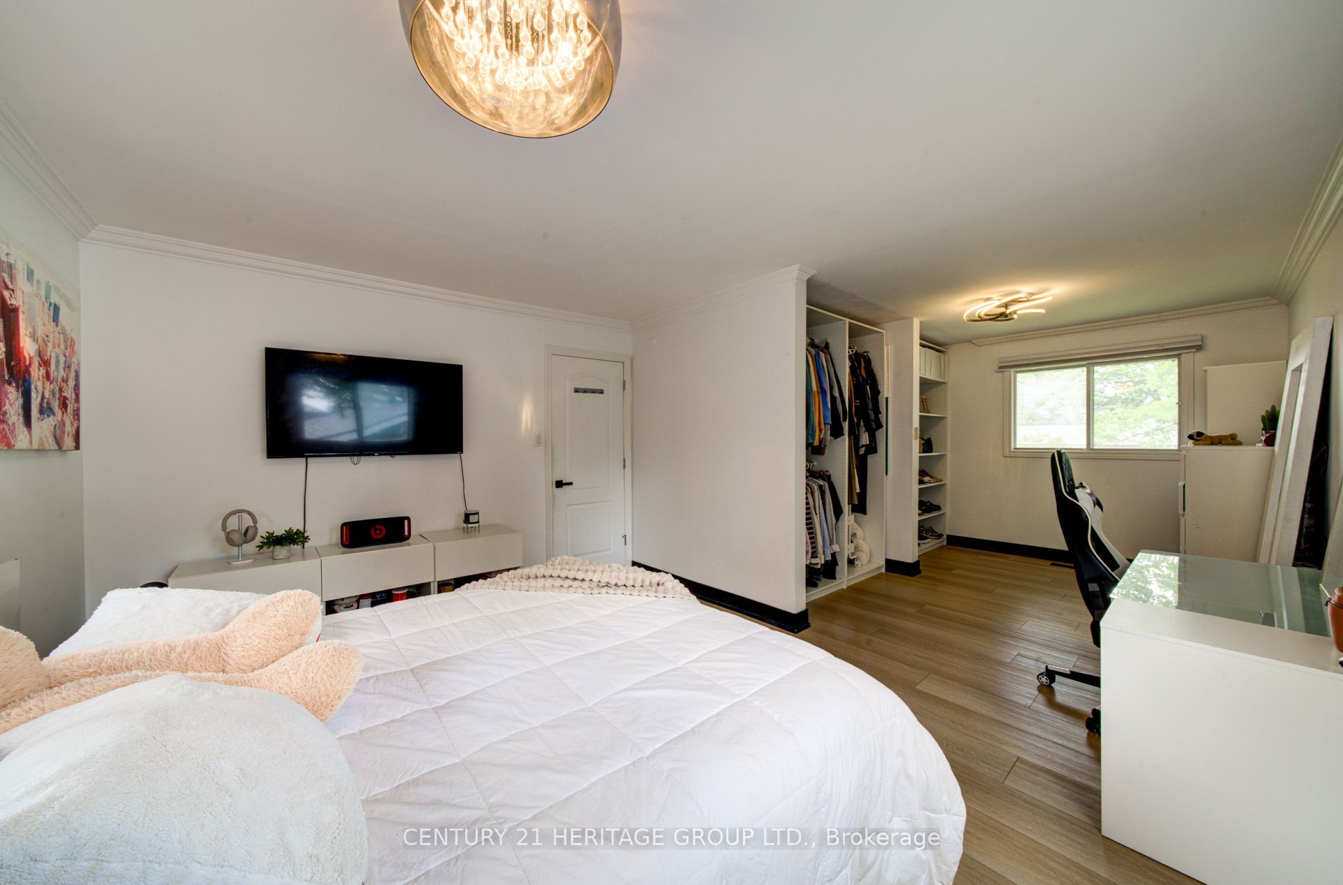 1151 Birch Road Property Photo 11