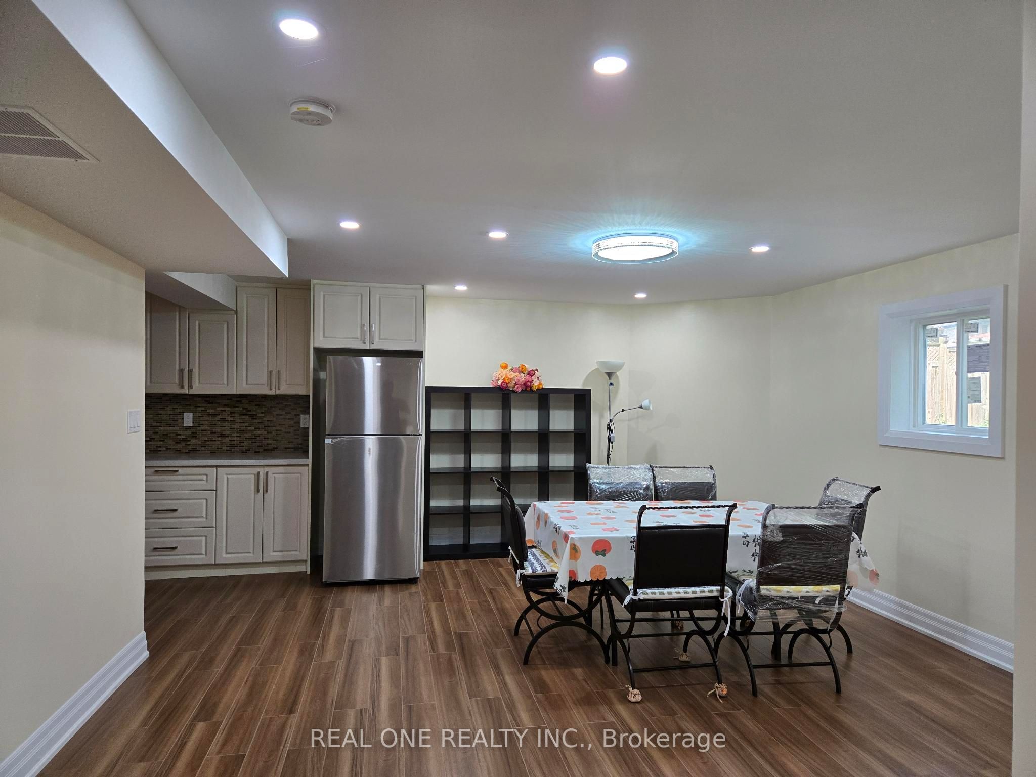 63 Boake Trail Property Photo 8