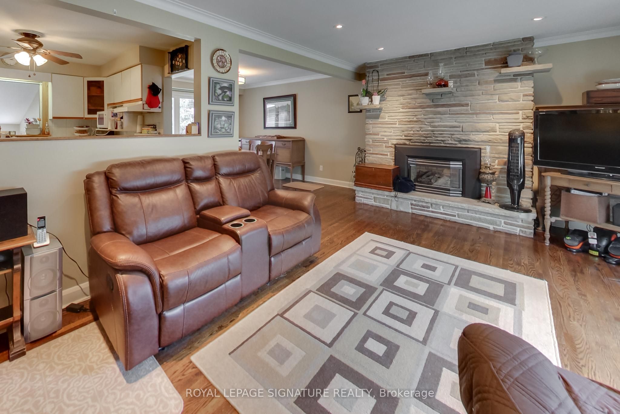 12881 27 Highway S Property Photo 8