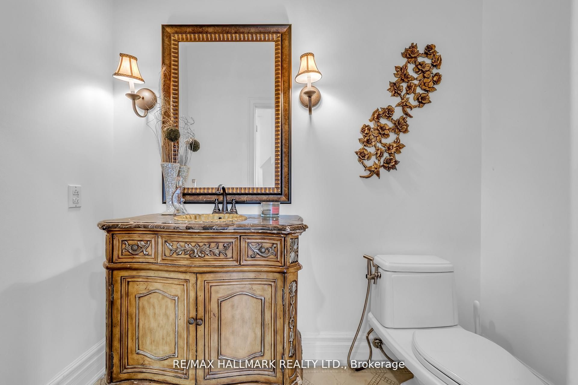 384 W Kennedy Street W Property Photo 15