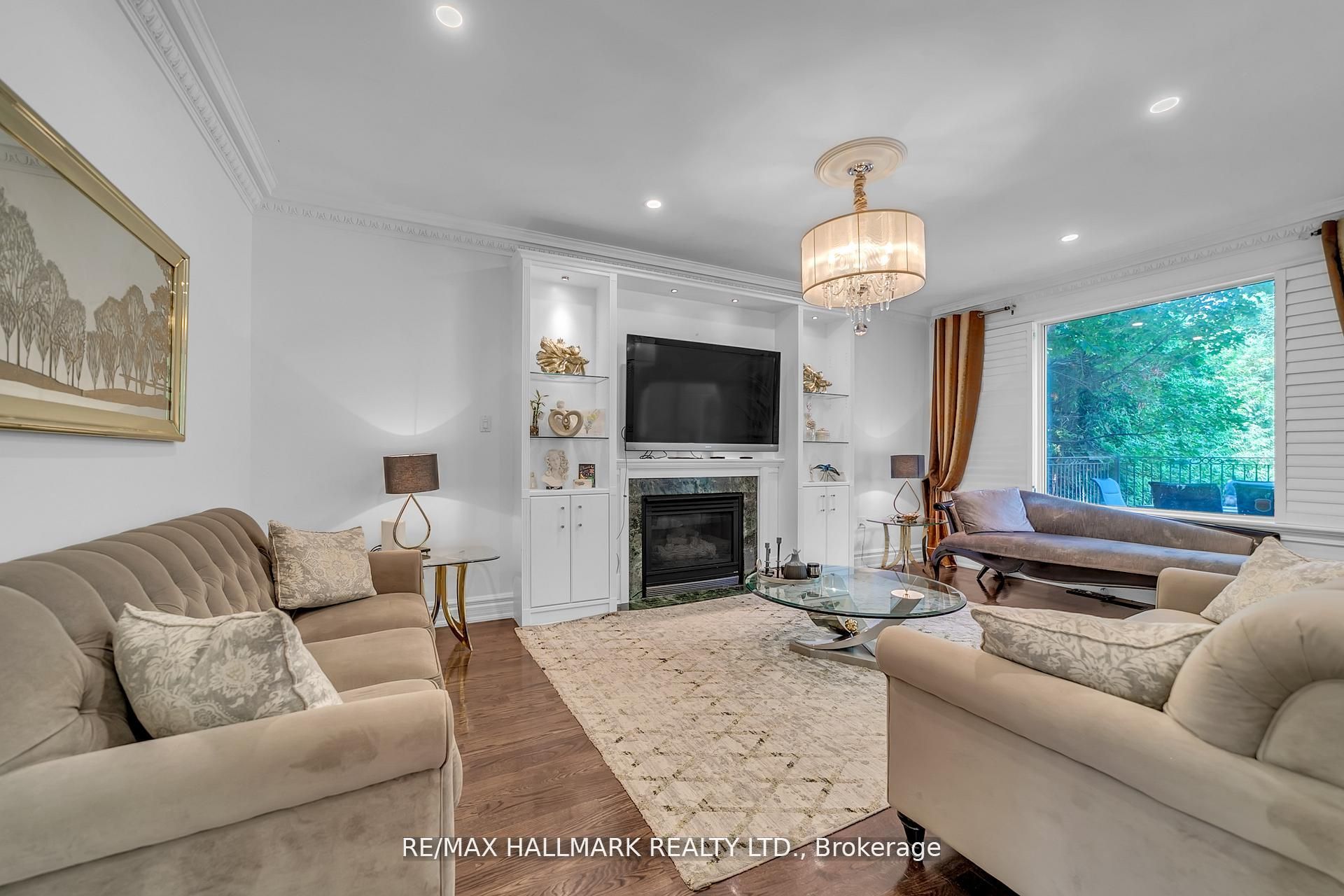 384 W Kennedy Street W Property Photo 16
