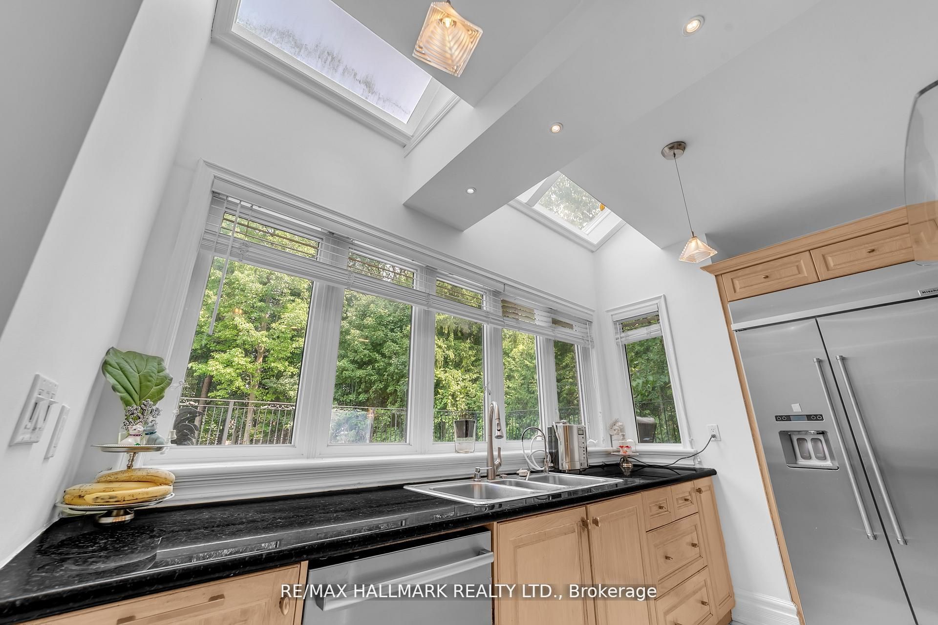 384 W Kennedy Street W Property Photo 19