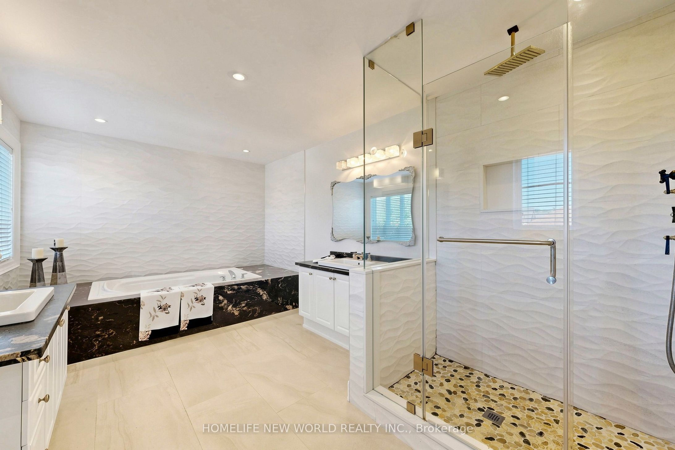 32 Casa Nova Drive Property Photo 28