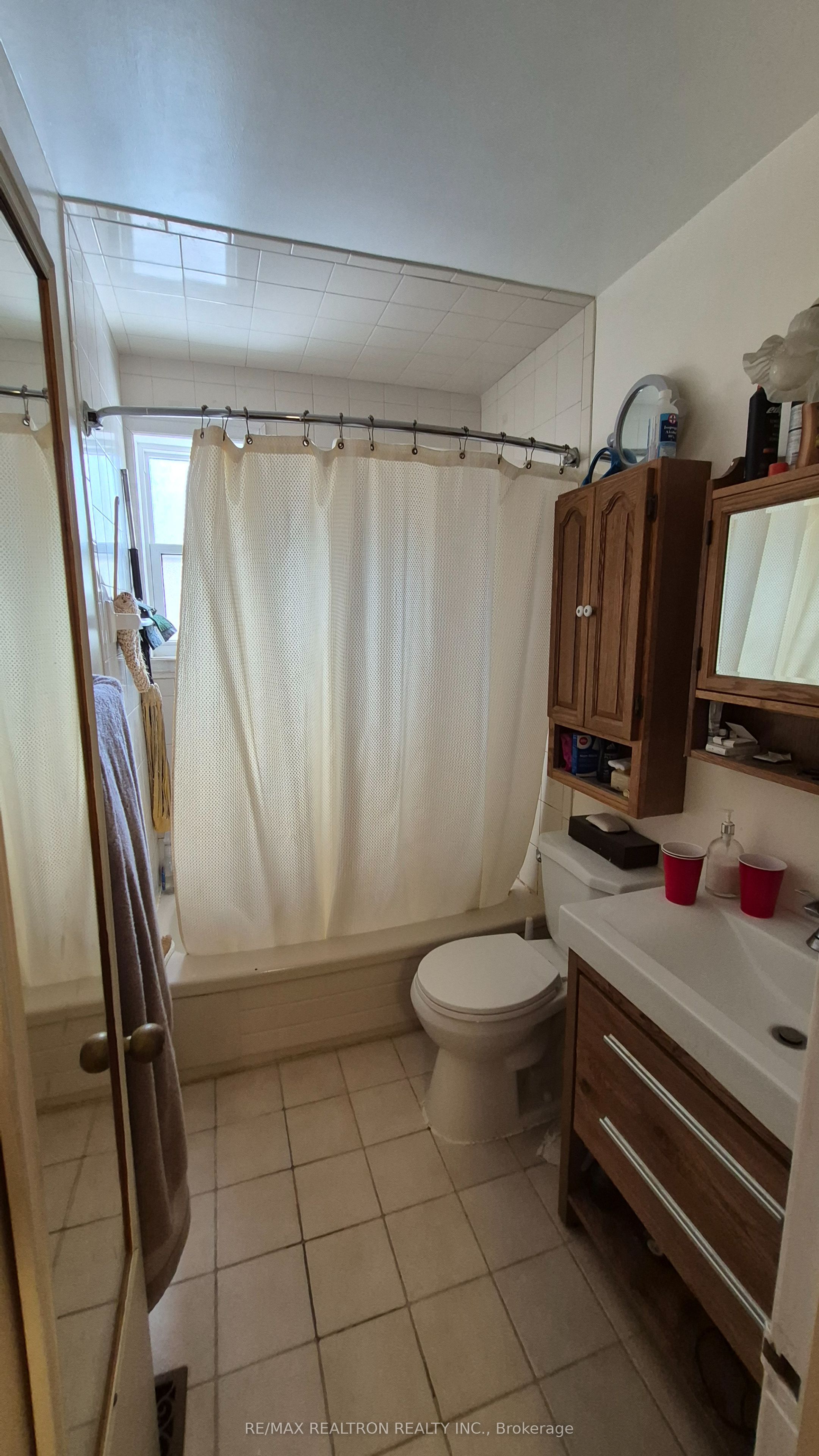 314 Browndale Crescent Property Photo 5
