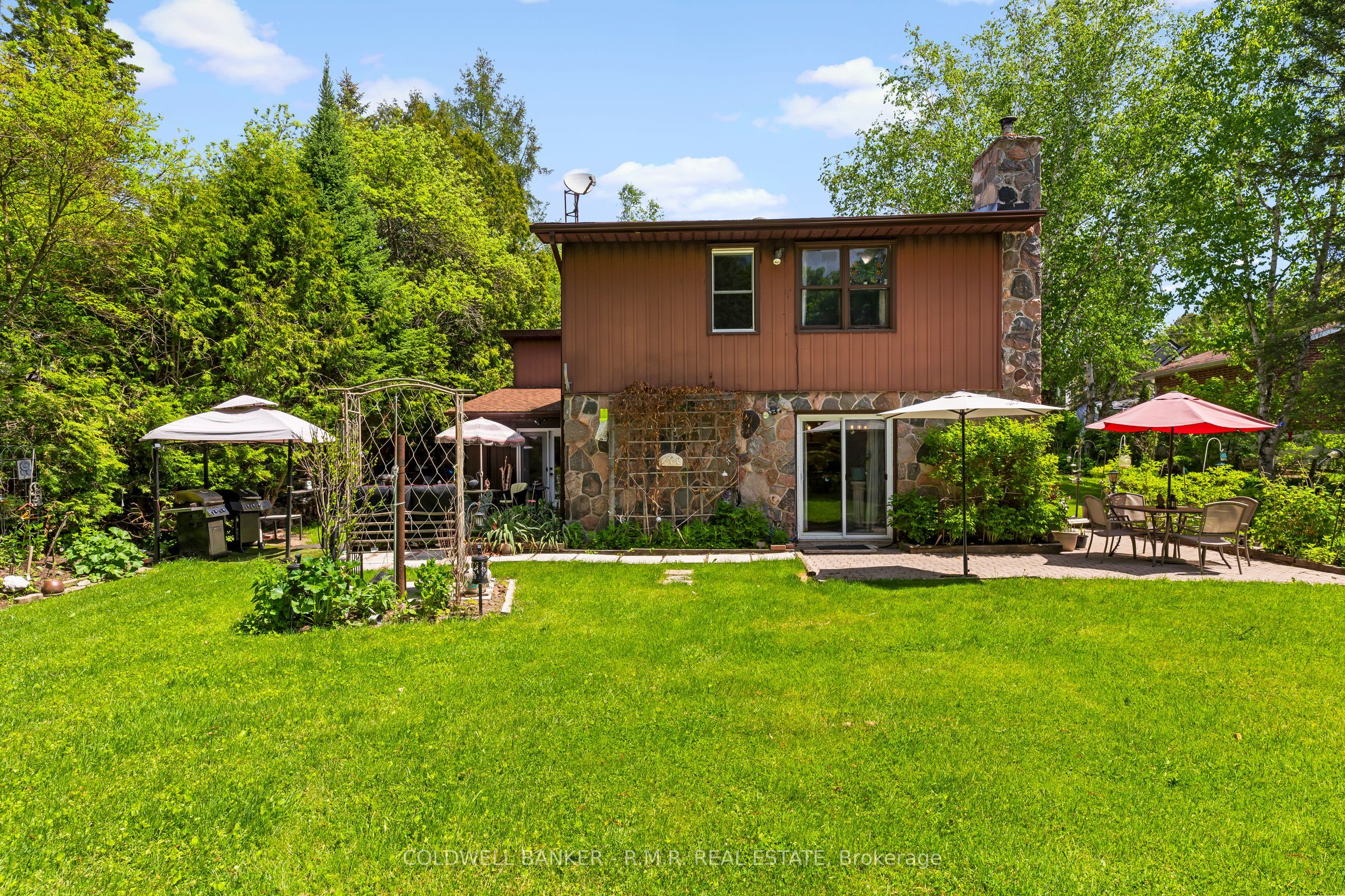 204 Acton Road Property Photo 5