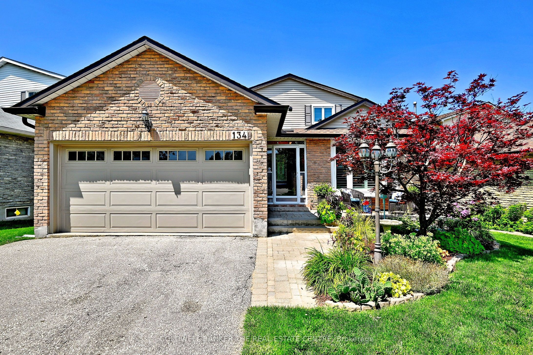 134 Huron Heights Drive Property Photo 1