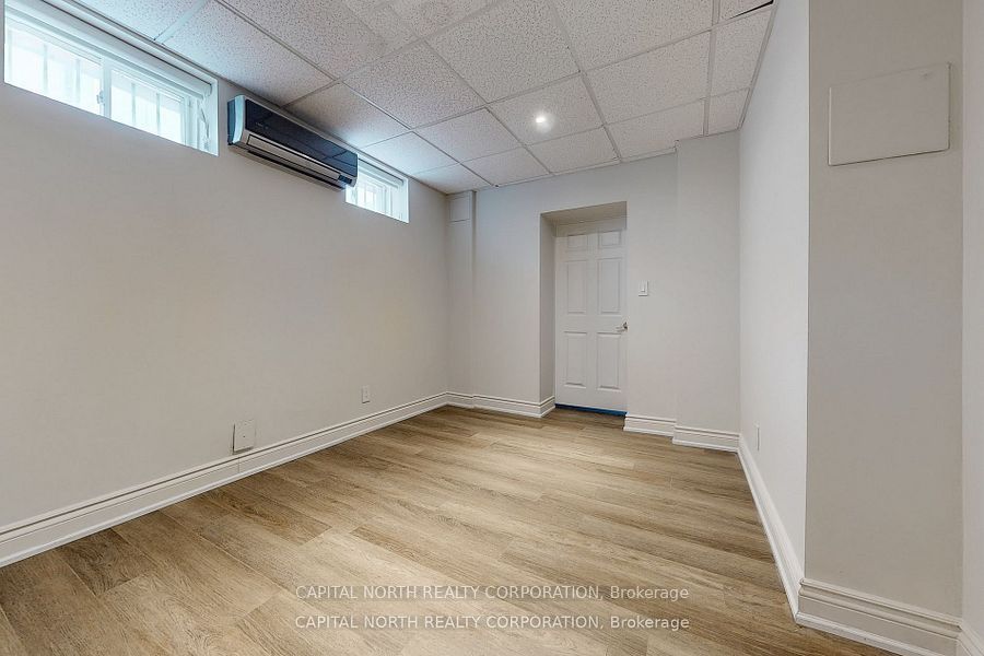 54 Winchester Lane Basement Property Photo 10