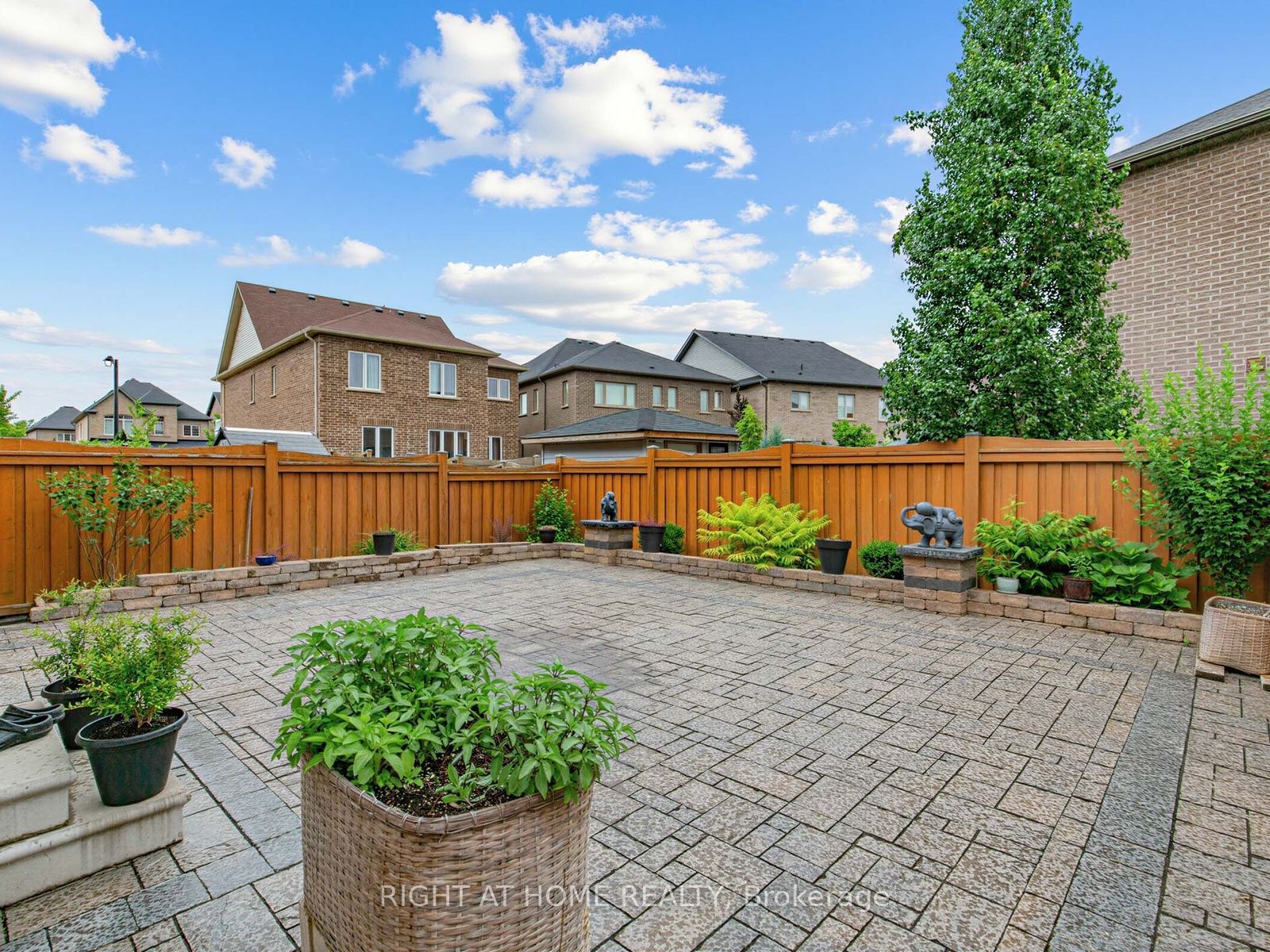 99 Richler Avenue Property Photo 37