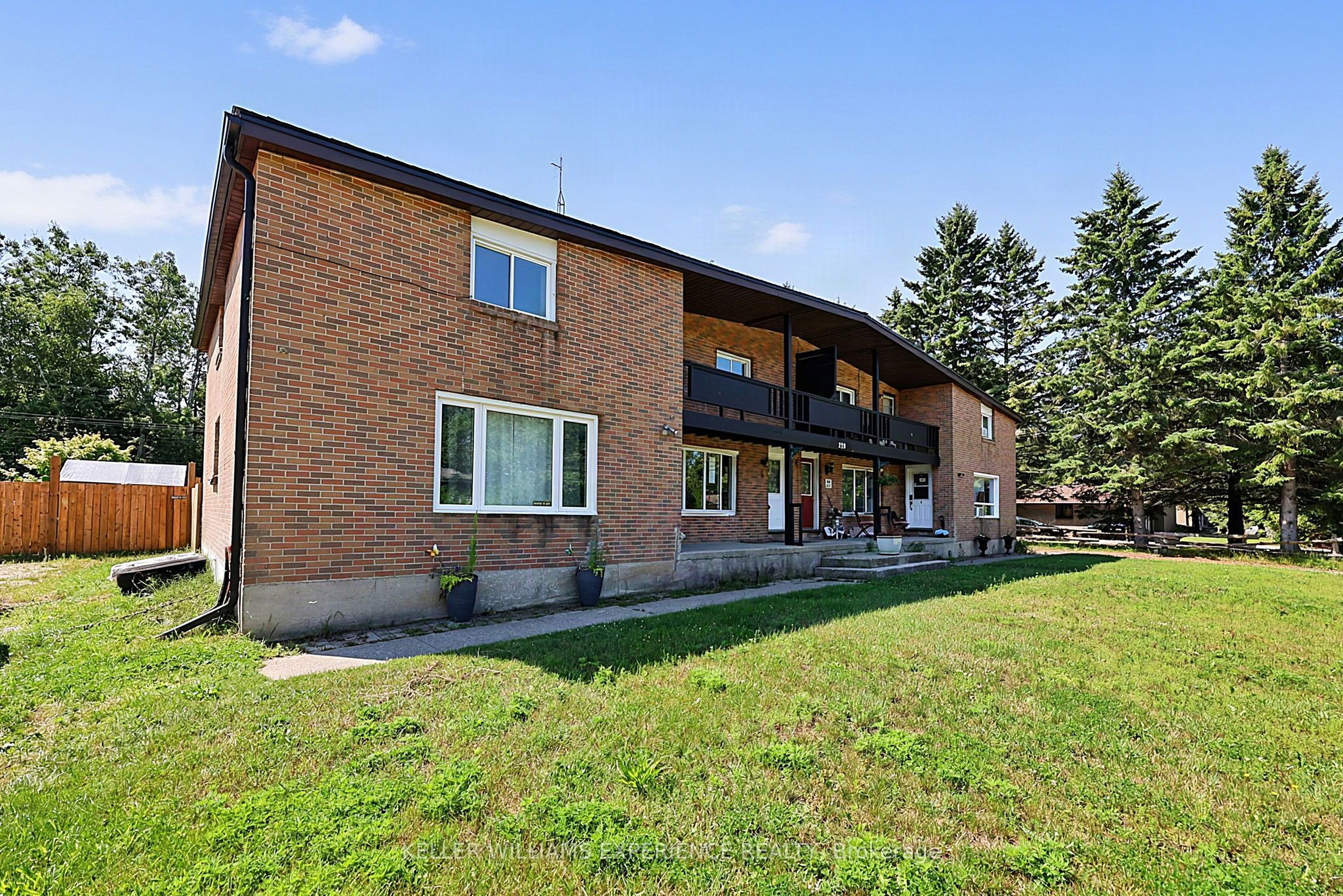 228 Cindy Lane 6 Property Photo 3