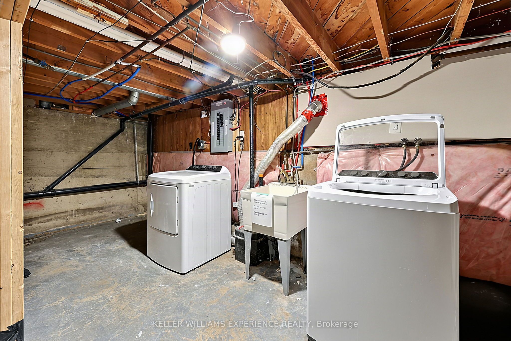 228 Cindy Lane 6 Property Photo 22