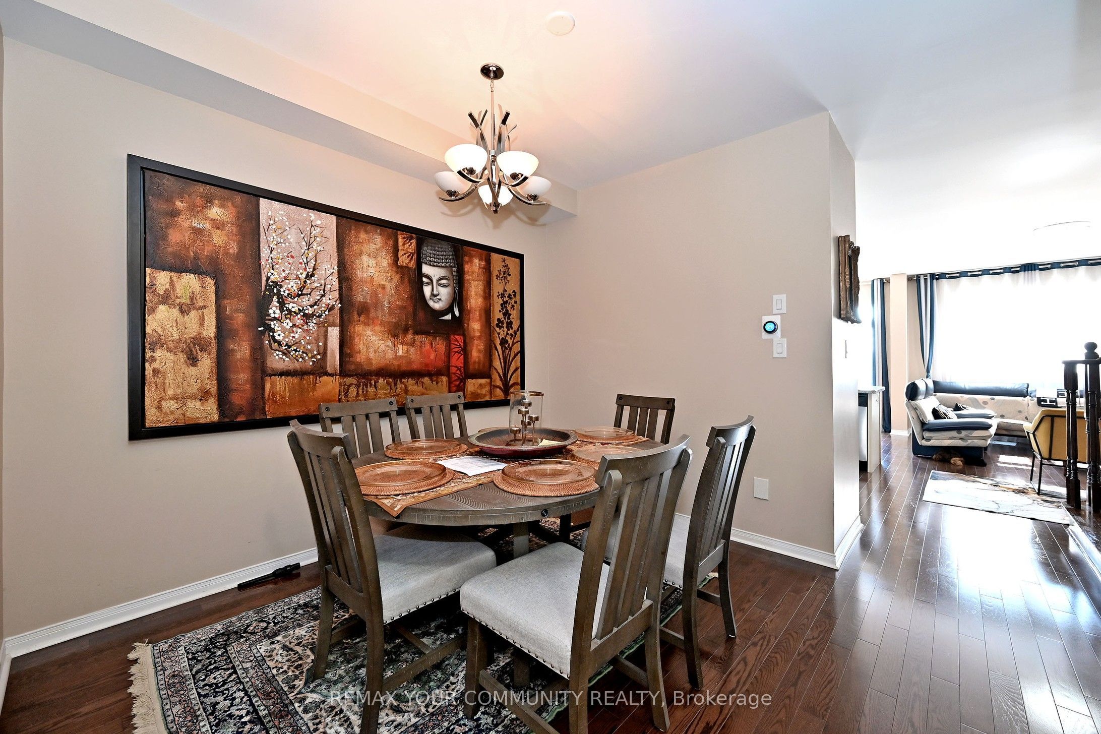 30 Spruce Pine Crescent Property Photo 8
