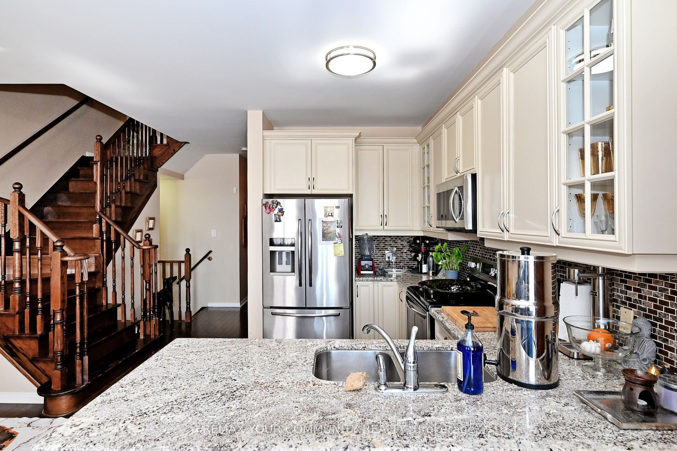 30 Spruce Pine Crescent Property Photo 15
