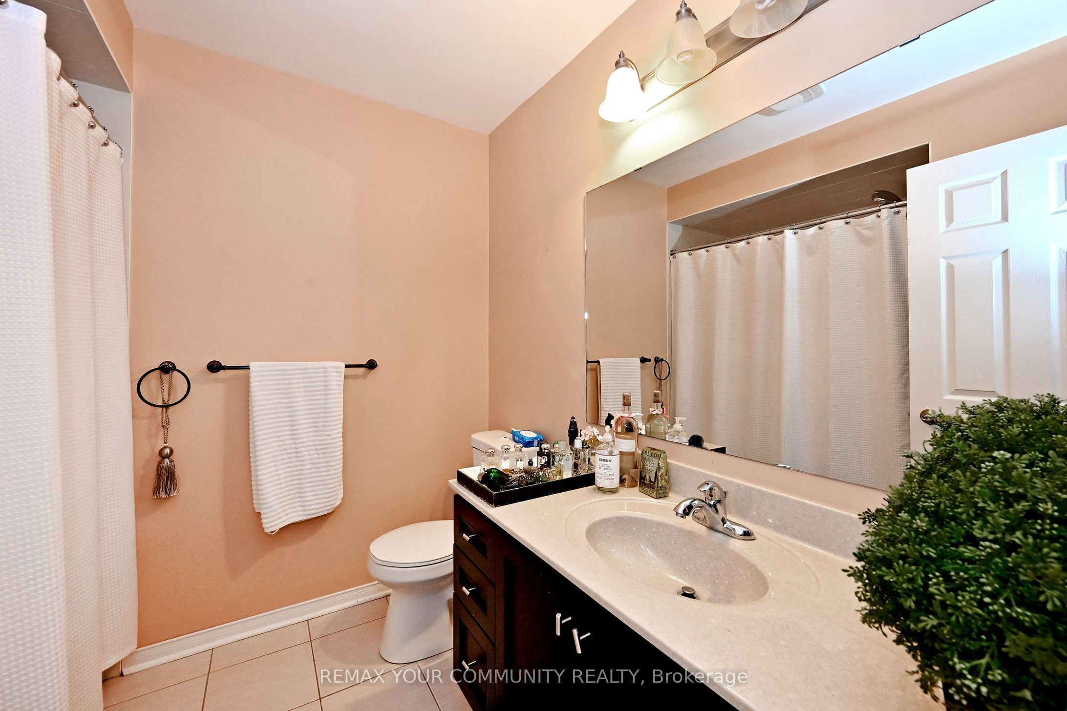 30 Spruce Pine Crescent Property Photo 27
