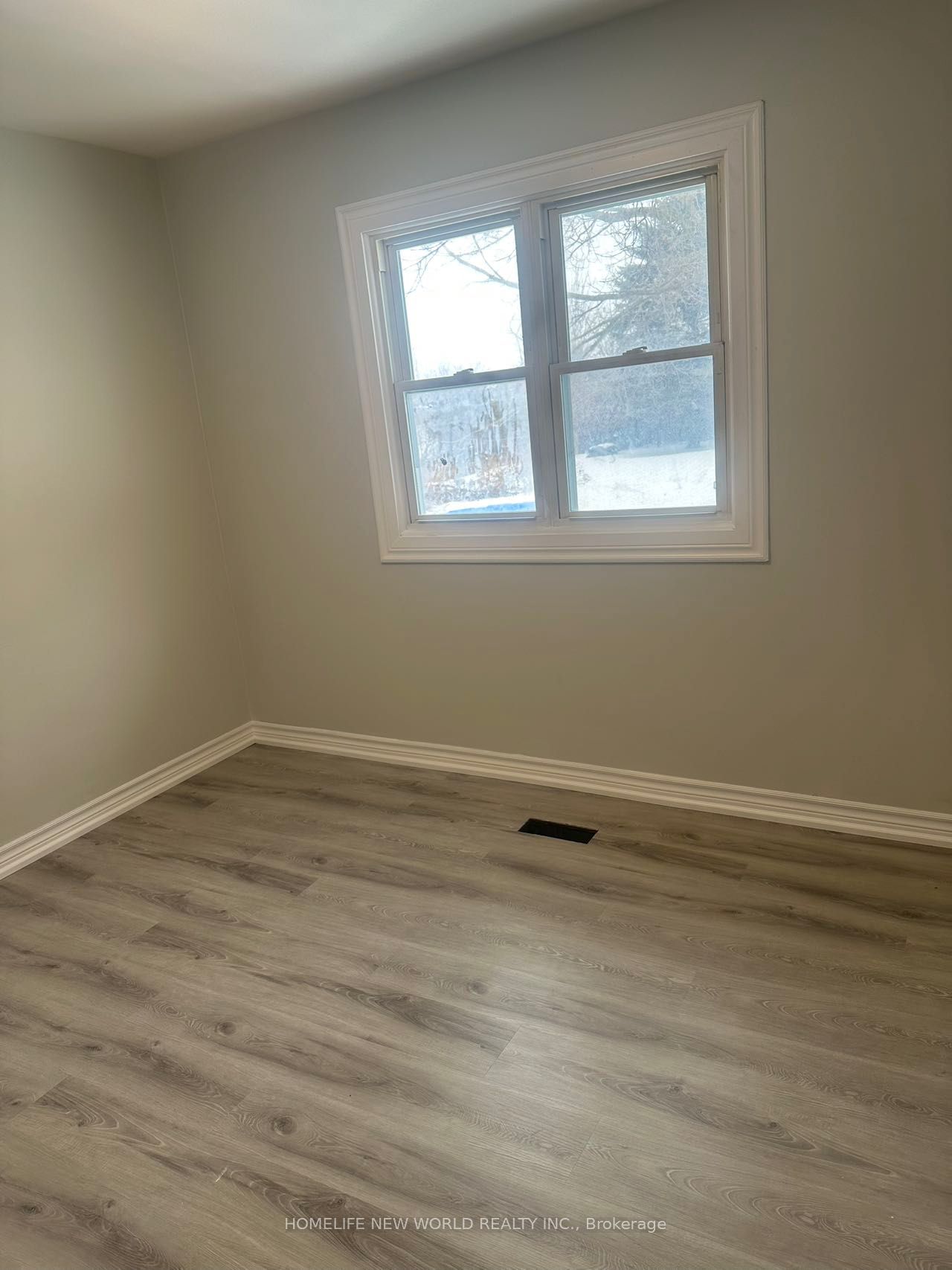 15395 Bayview Avenue Property Photo 10