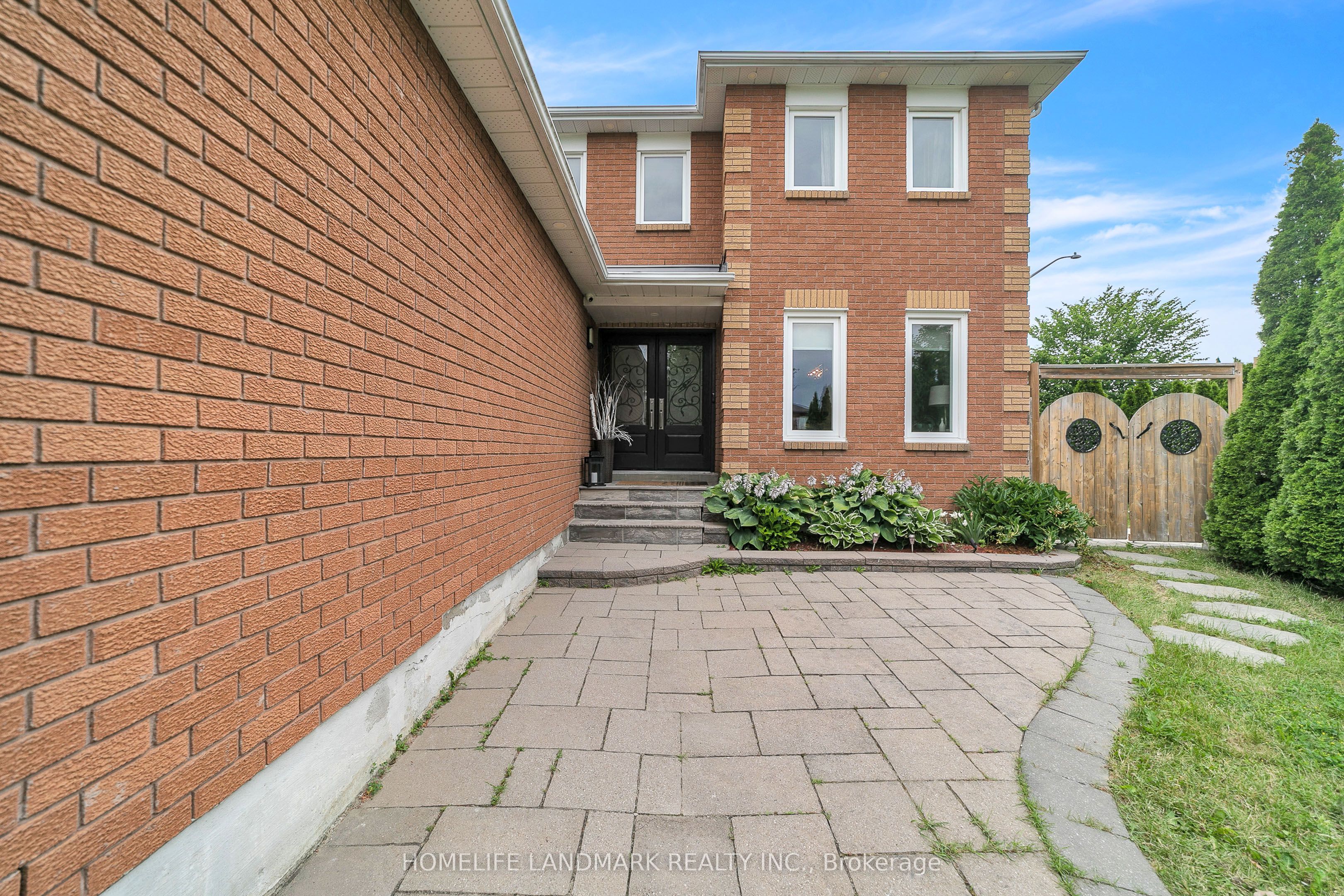 36 Coldstream Crescent Property Photo 3
