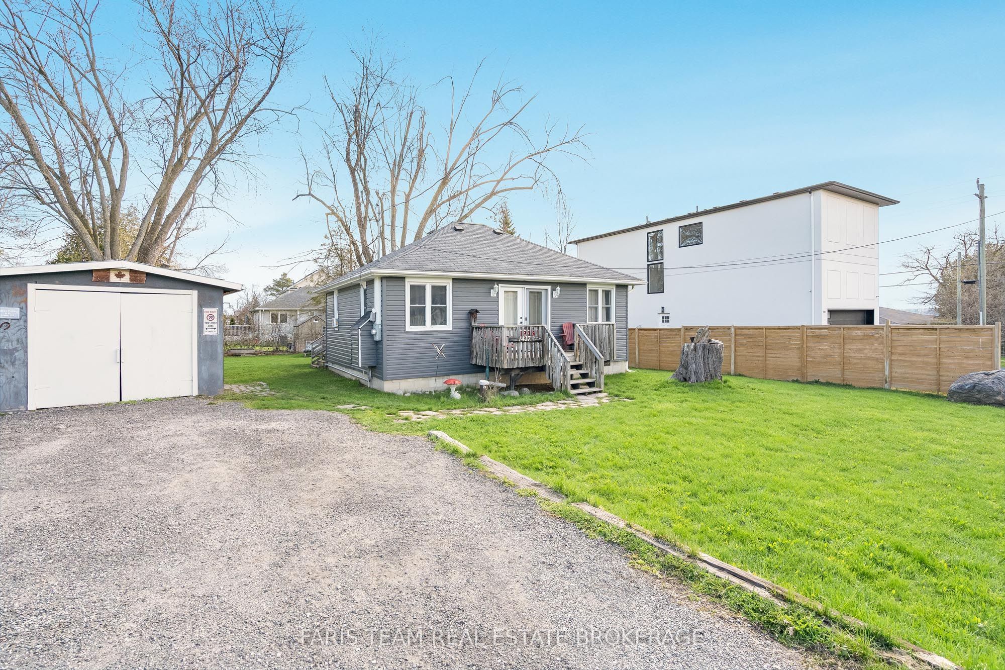 1417 Maple Way Property Photo 1