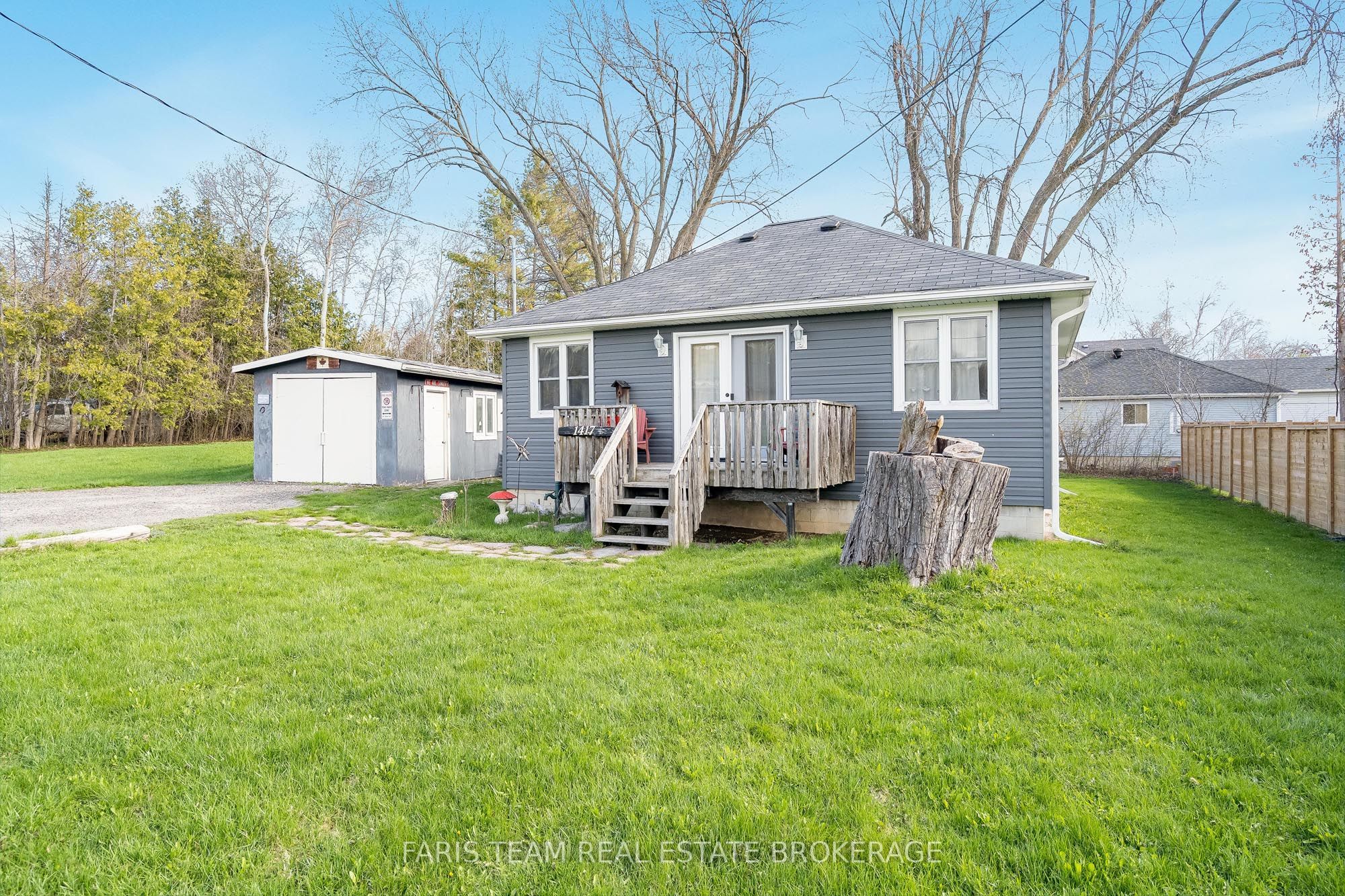 1417 Maple Way Property Photo 2