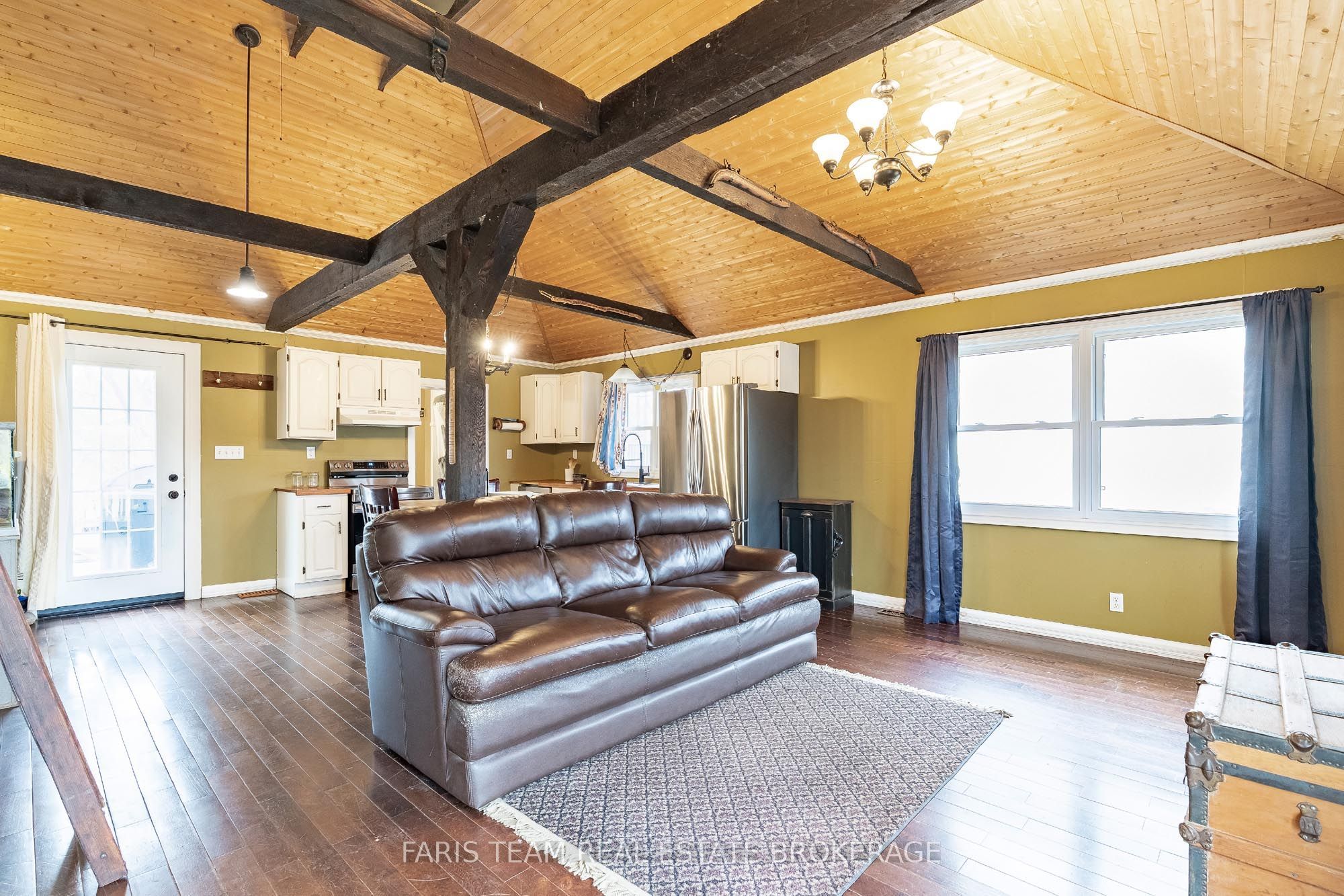 1417 Maple Way Property Photo 14