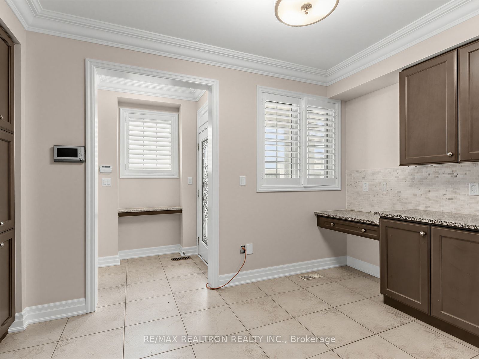 244 Cornell Park Avenue Property Photo 9