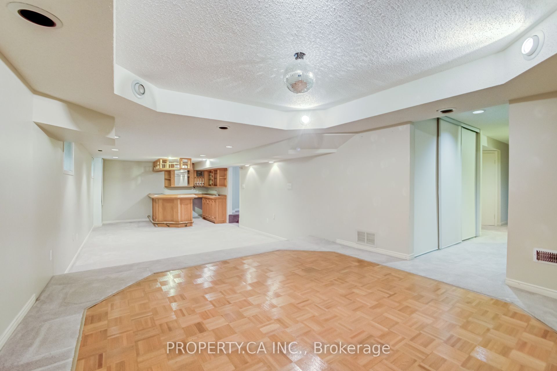 143 Cambridge Crescent Property Photo 23