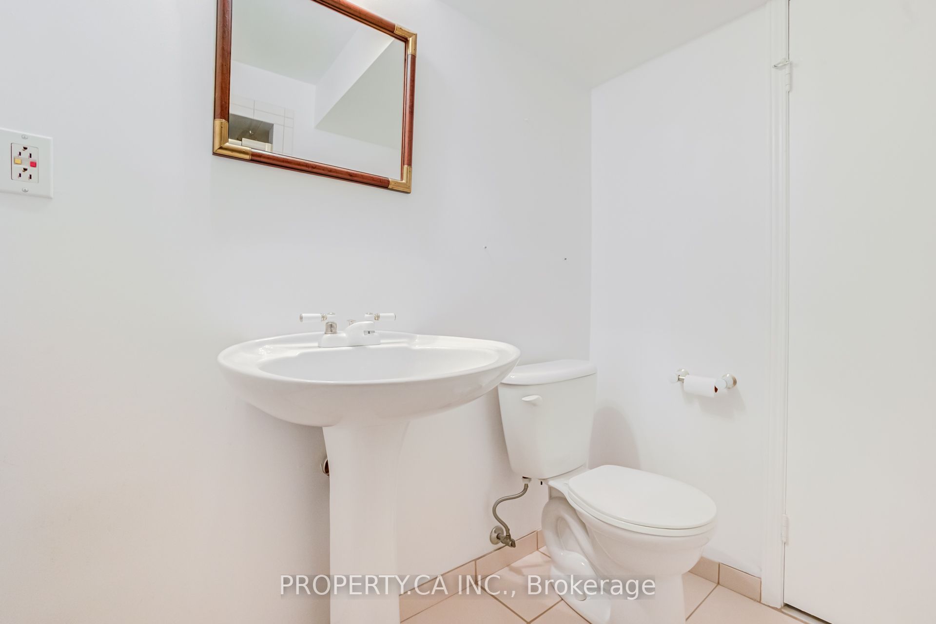 143 Cambridge Crescent Property Photo 26