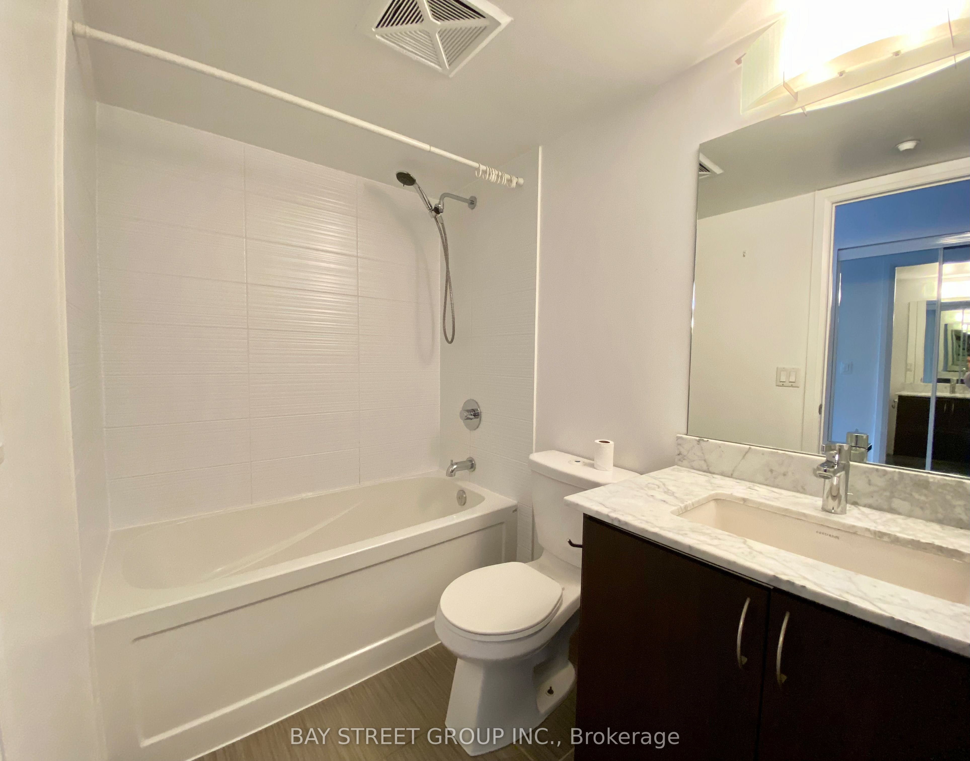 370 Highway 7 E 925 Property Photo 15