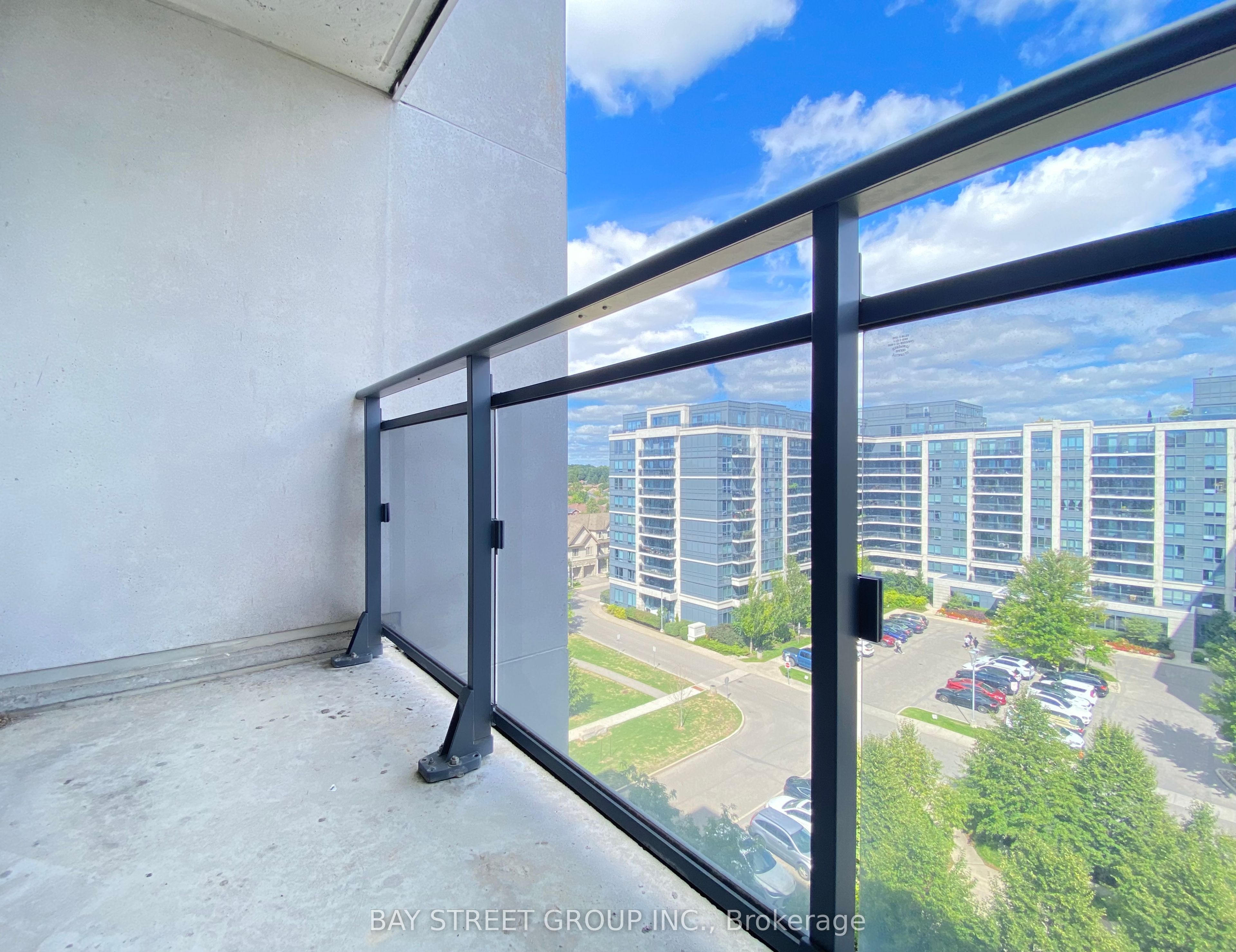 370 Highway 7 E 925 Property Photo 18