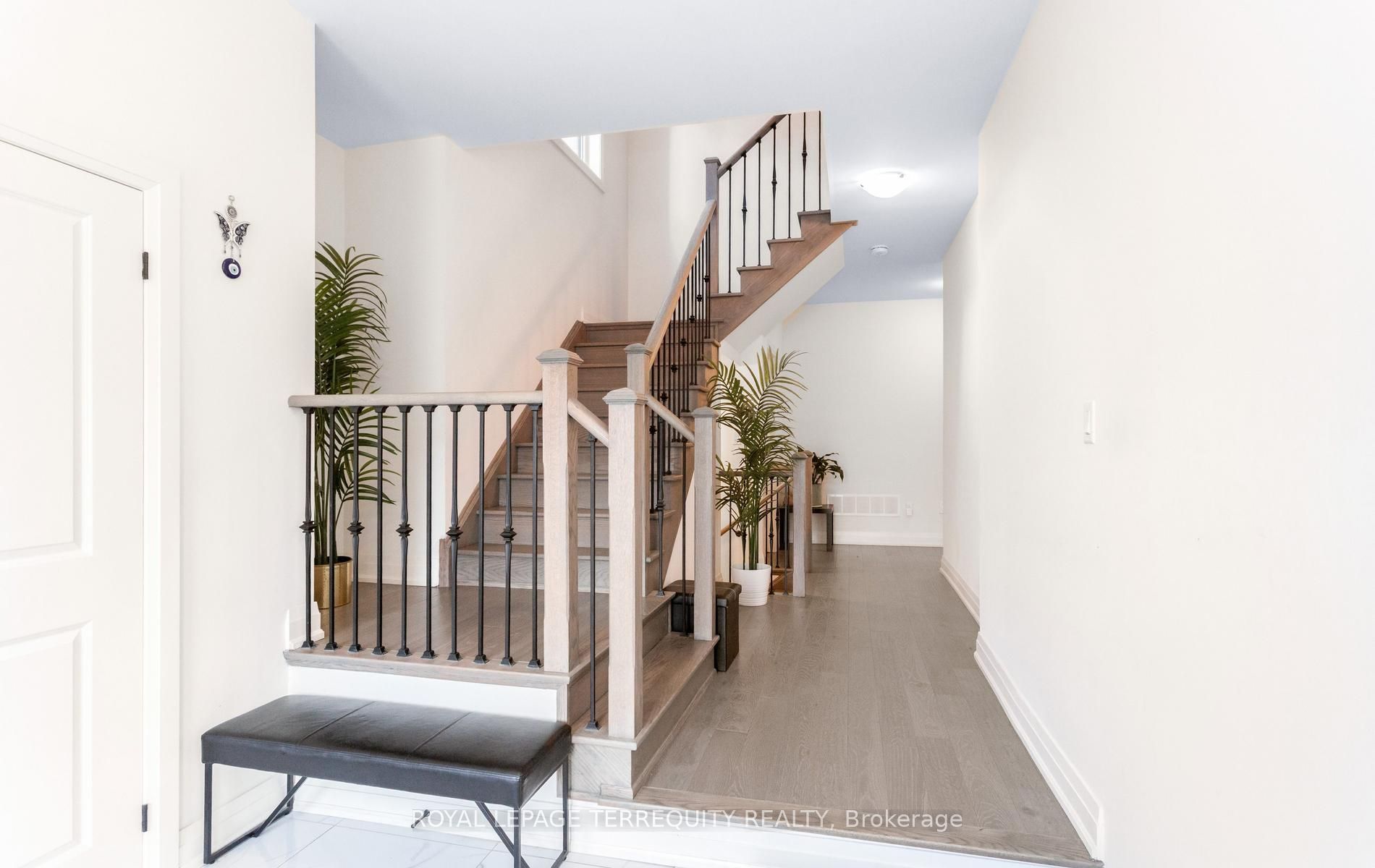 242 Factor Street Property Photo 6