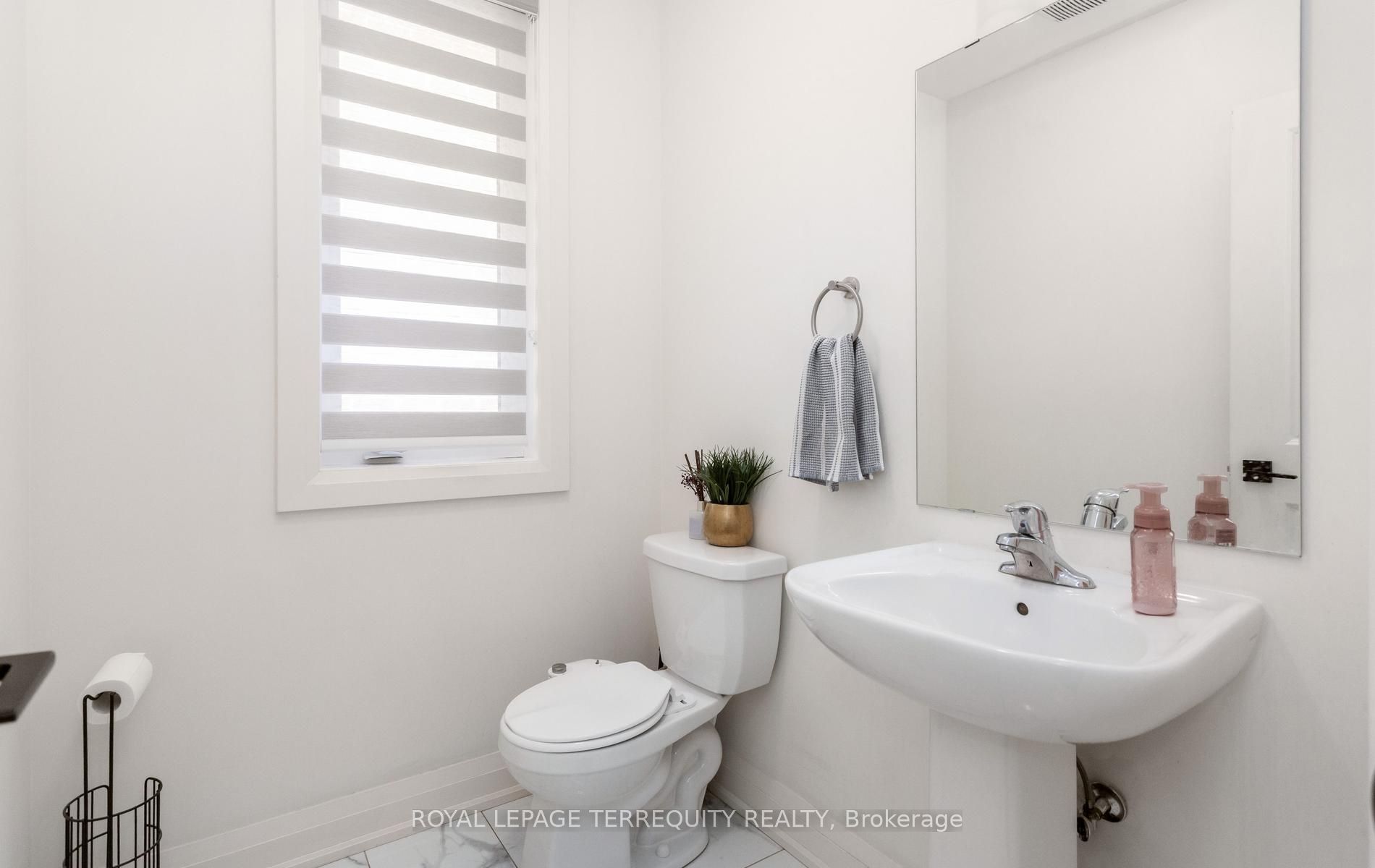 242 Factor Street Property Photo 19