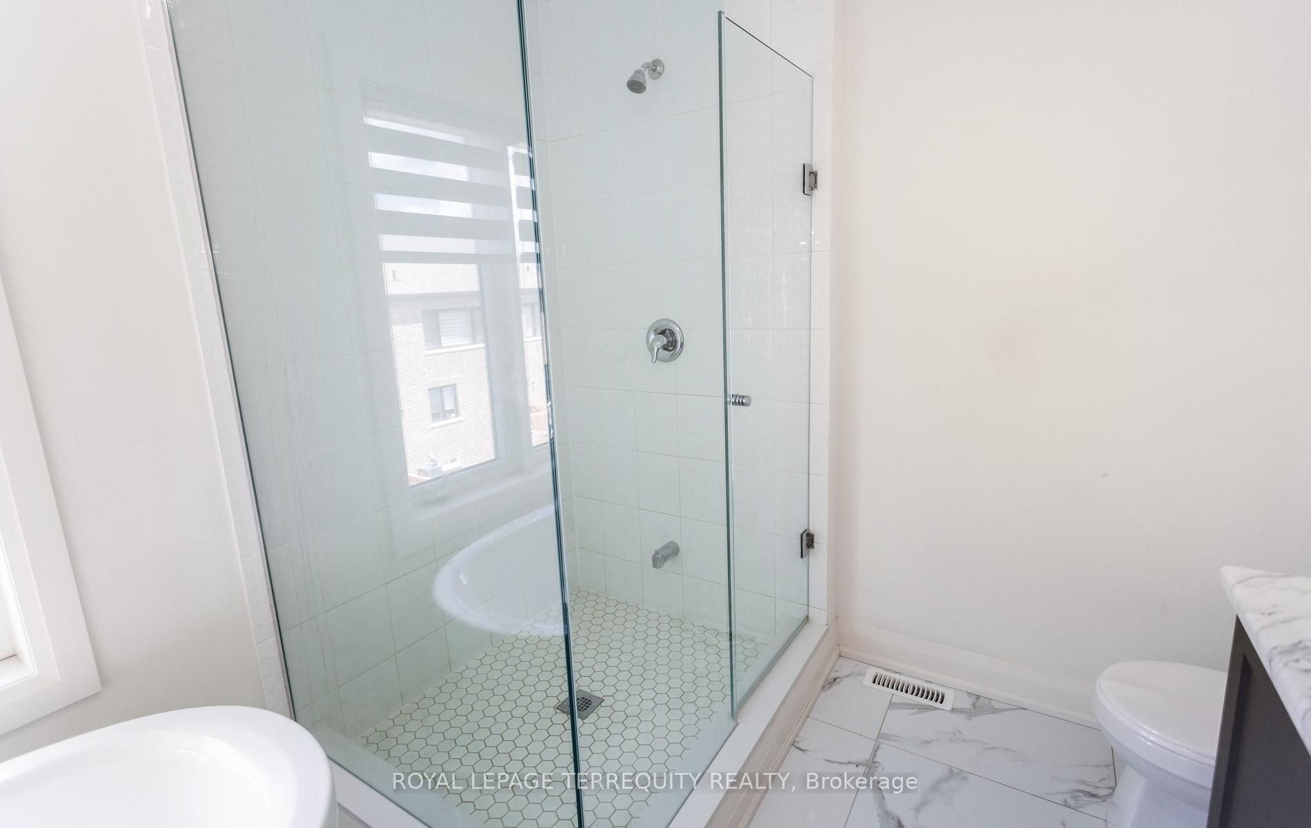 242 Factor Street Property Photo 25