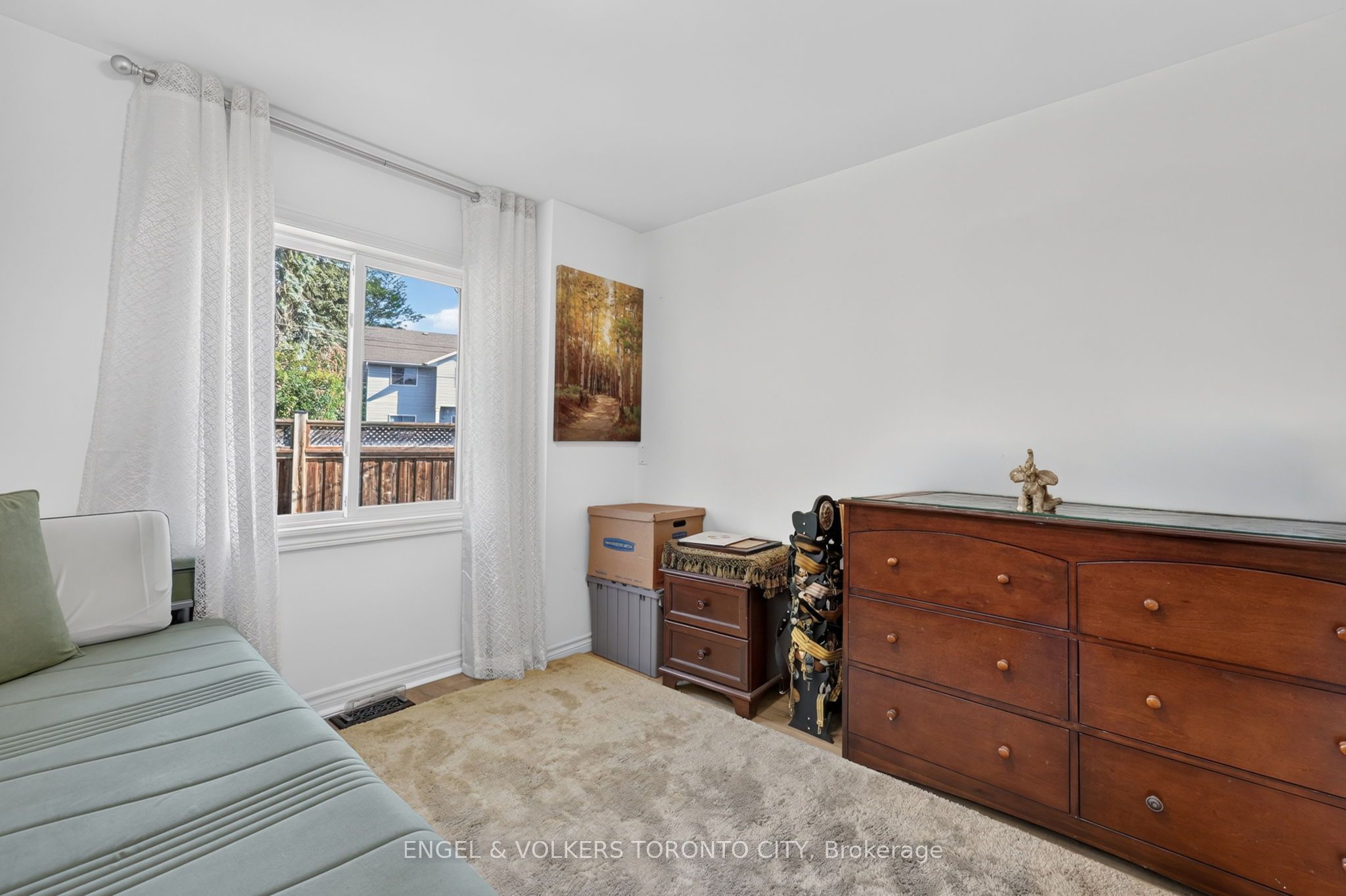 1108 Trombley Street Property Photo 11