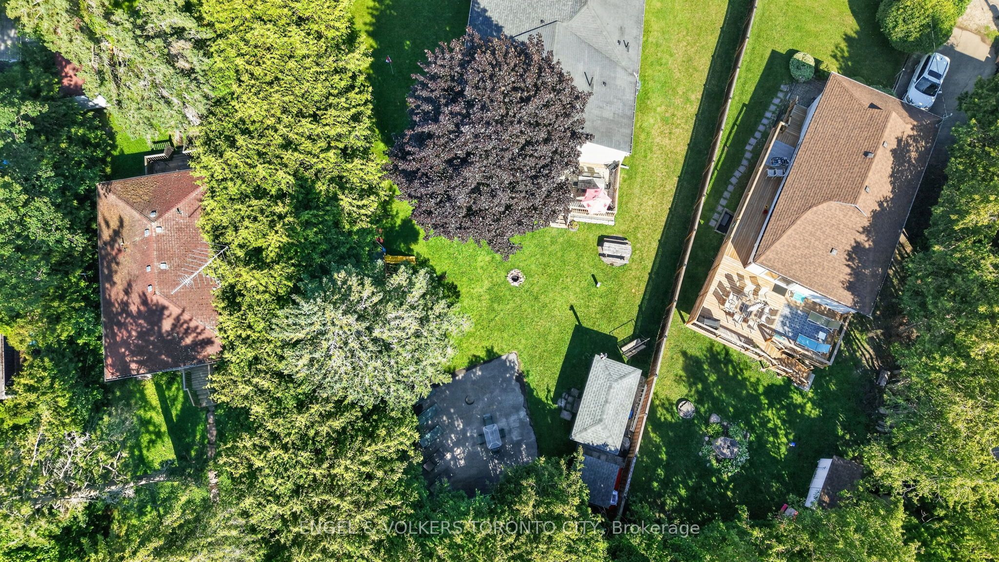 1108 Trombley Street Property Photo 45