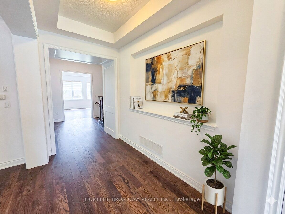 525 Elgin Mills Road W Property Photo 3