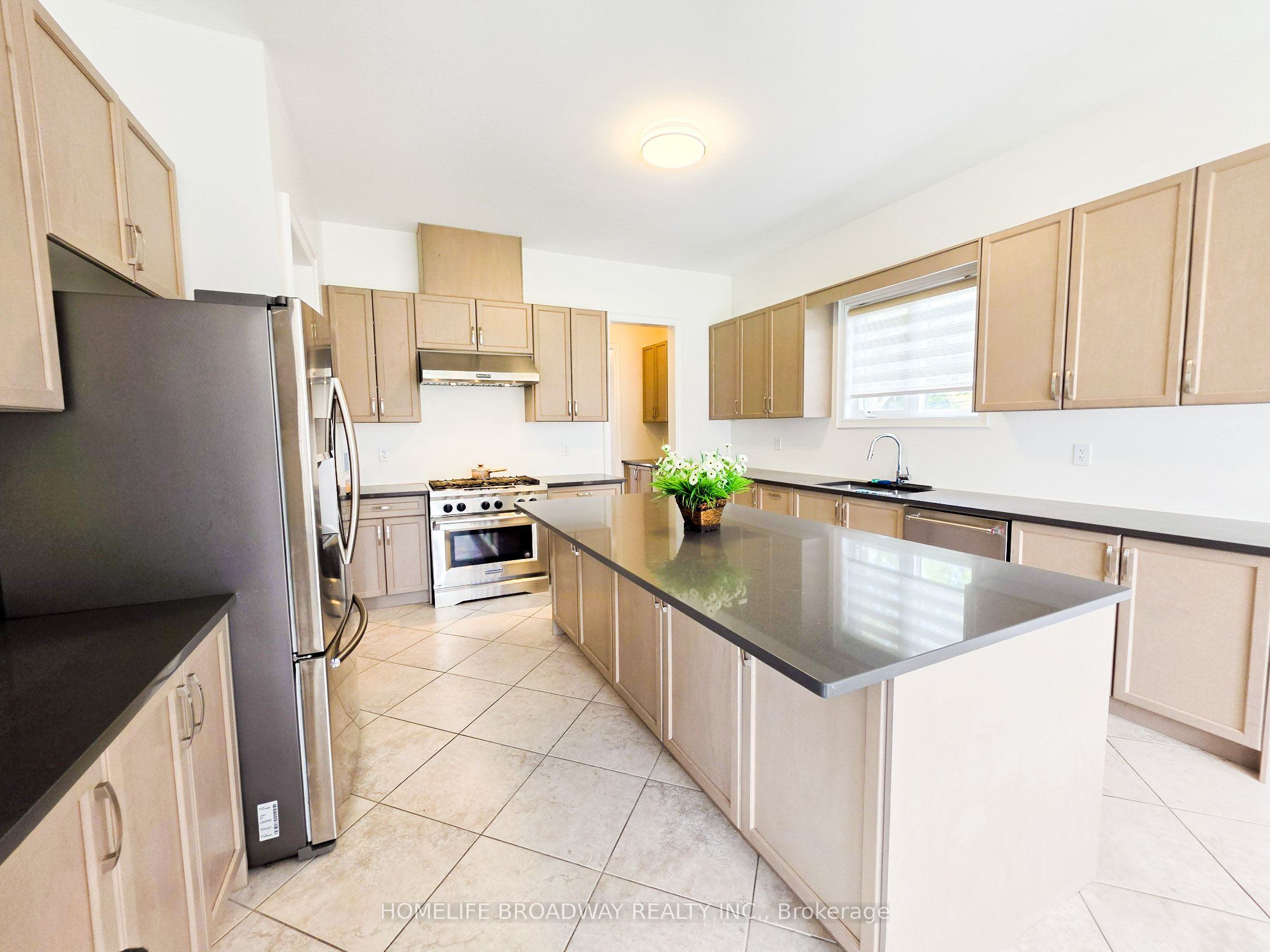 525 Elgin Mills Road W Property Photo 10