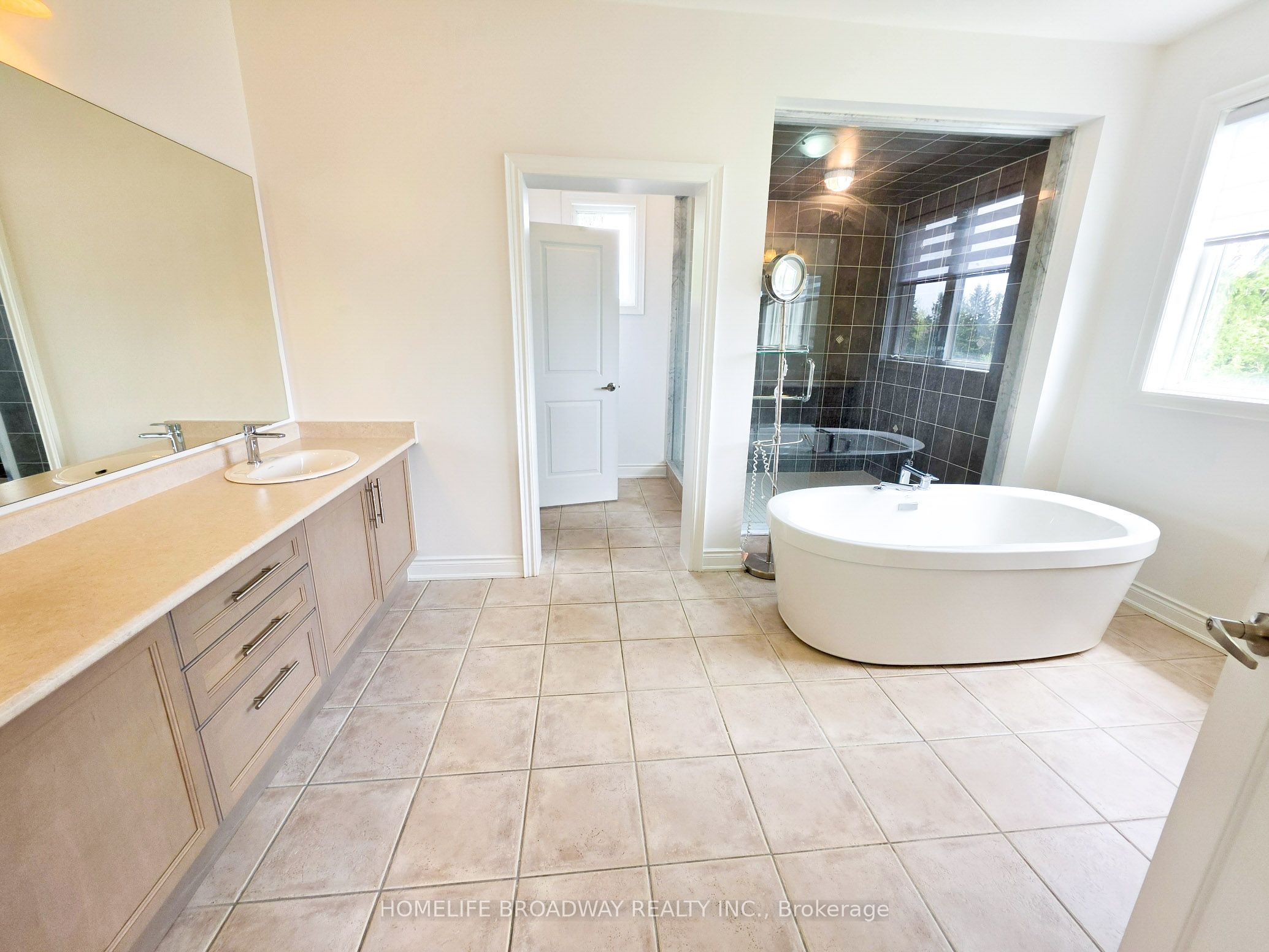 525 Elgin Mills Road W Property Photo 24