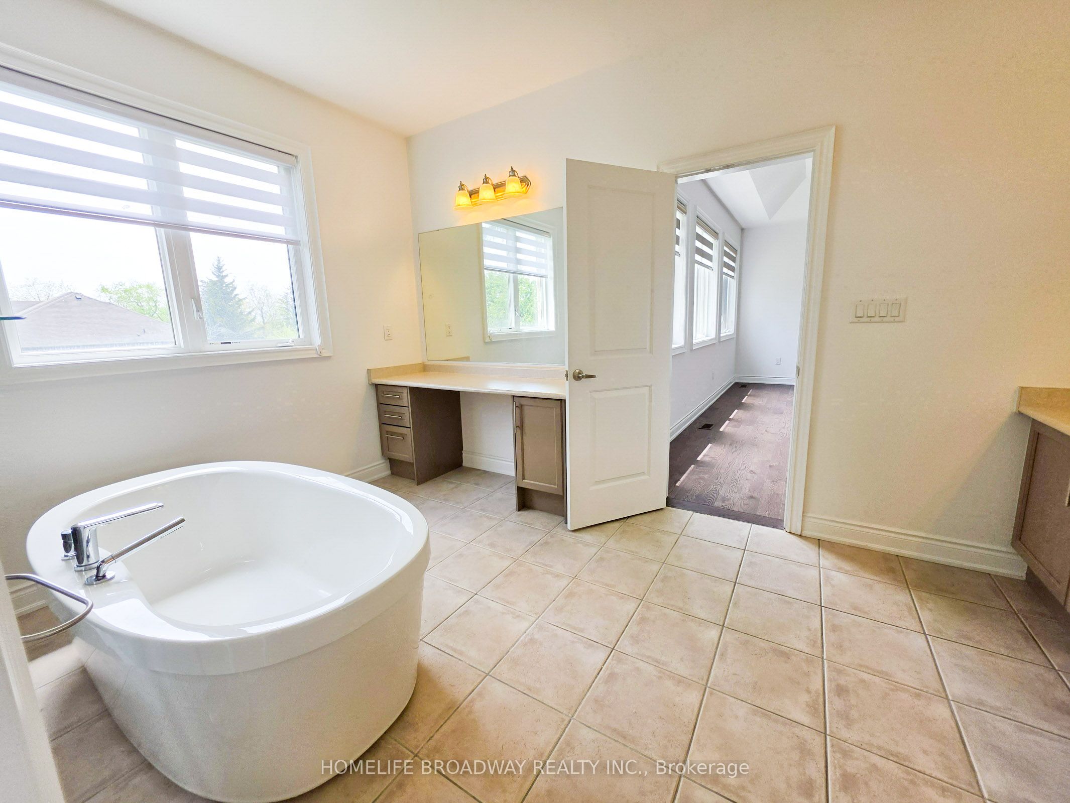 525 Elgin Mills Road W Property Photo 25