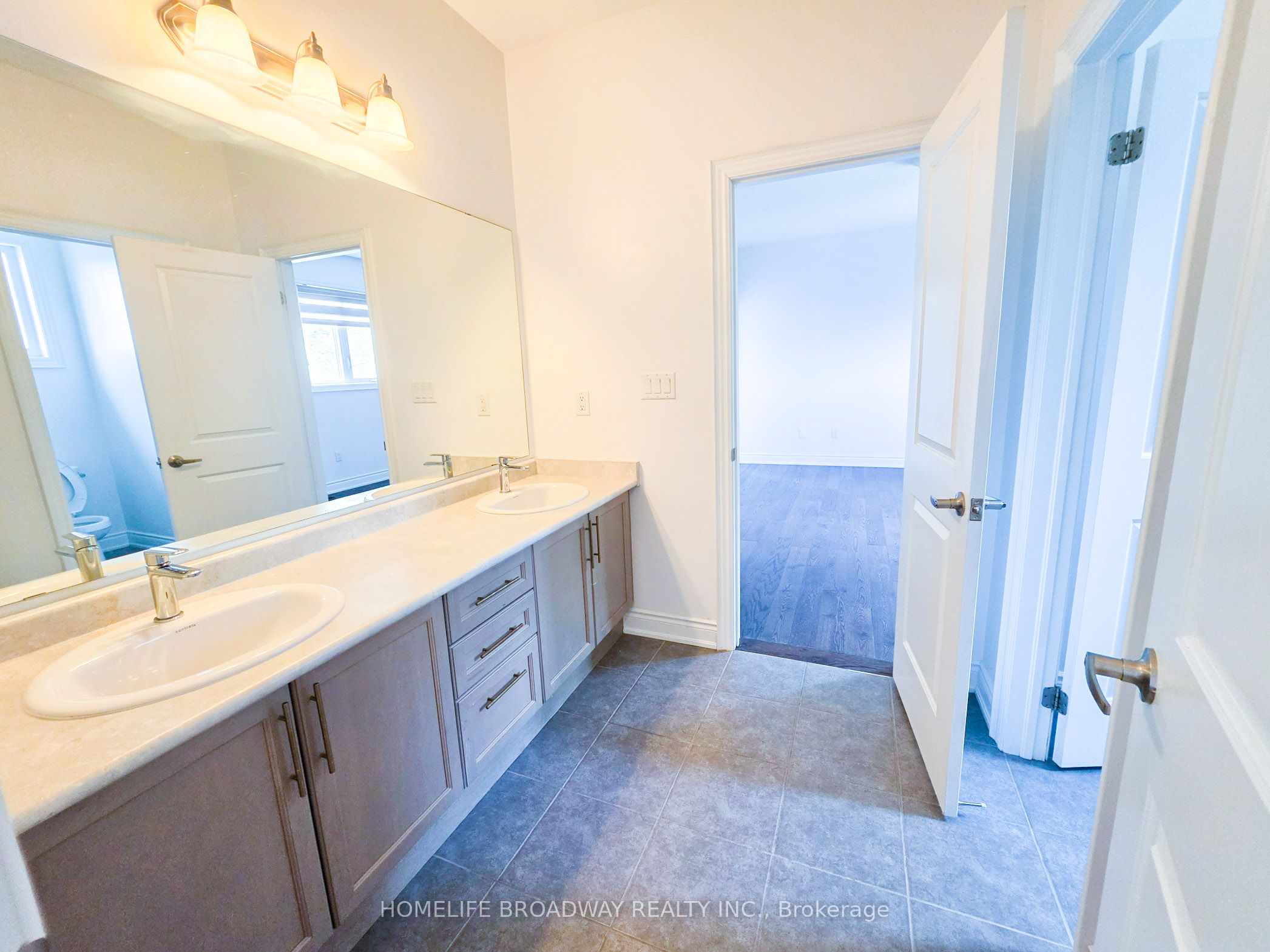 525 Elgin Mills Road W Property Photo 29