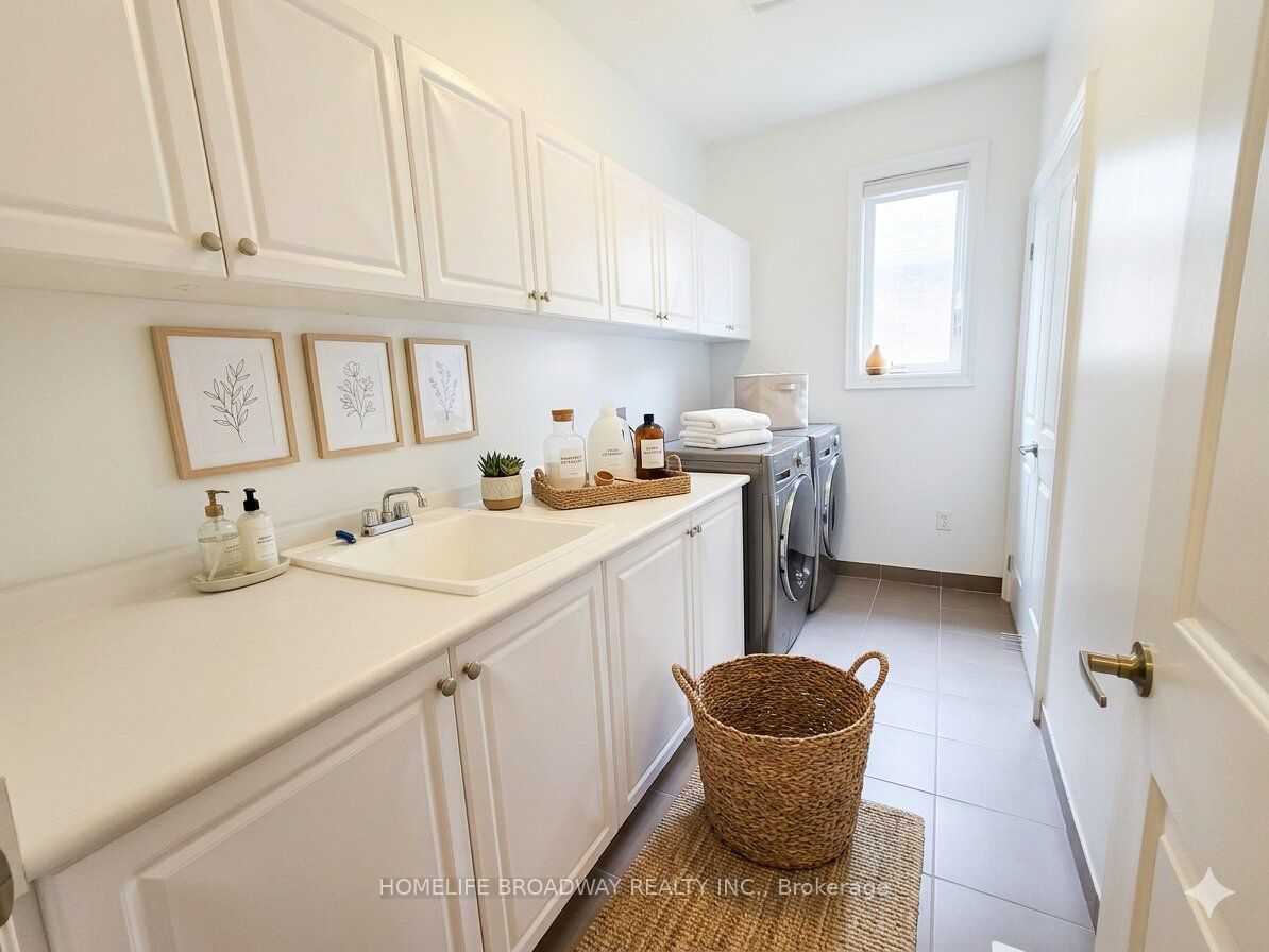 525 Elgin Mills Road W Property Photo 36