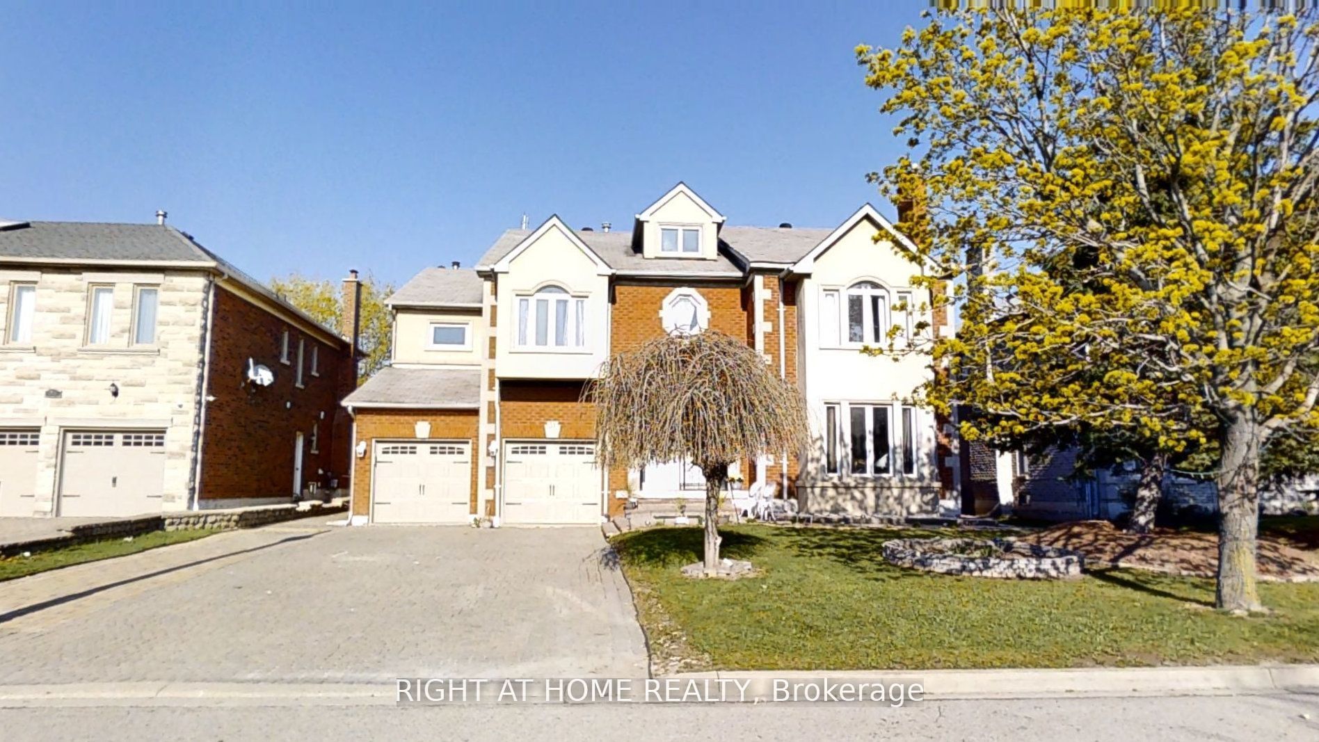 31 Northgate Crescent E Property Photo 2