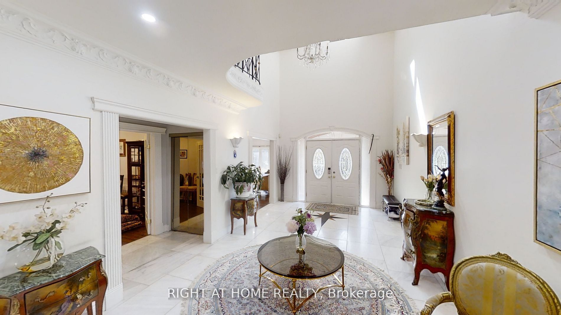 31 Northgate Crescent E Property Photo 6