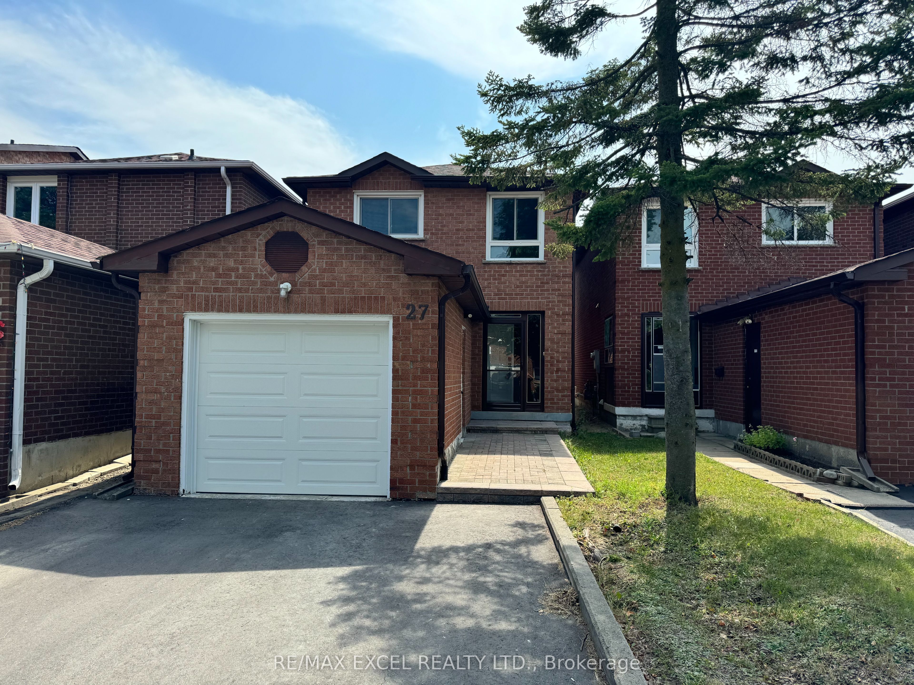27 Manston Crescent Property Photo 1