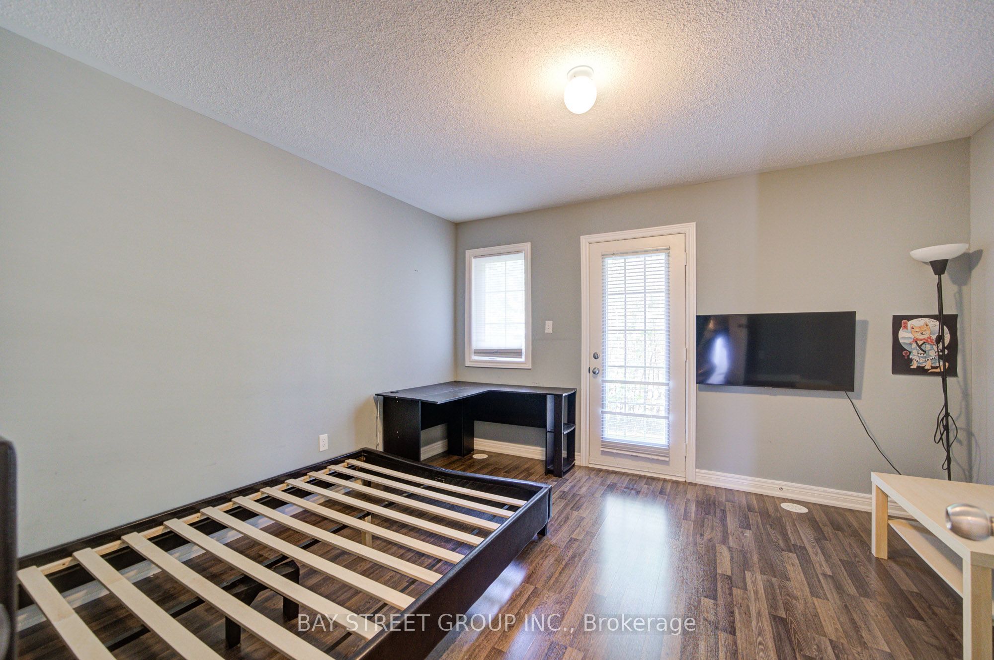 48 Roy Grove Way Property Photo 32