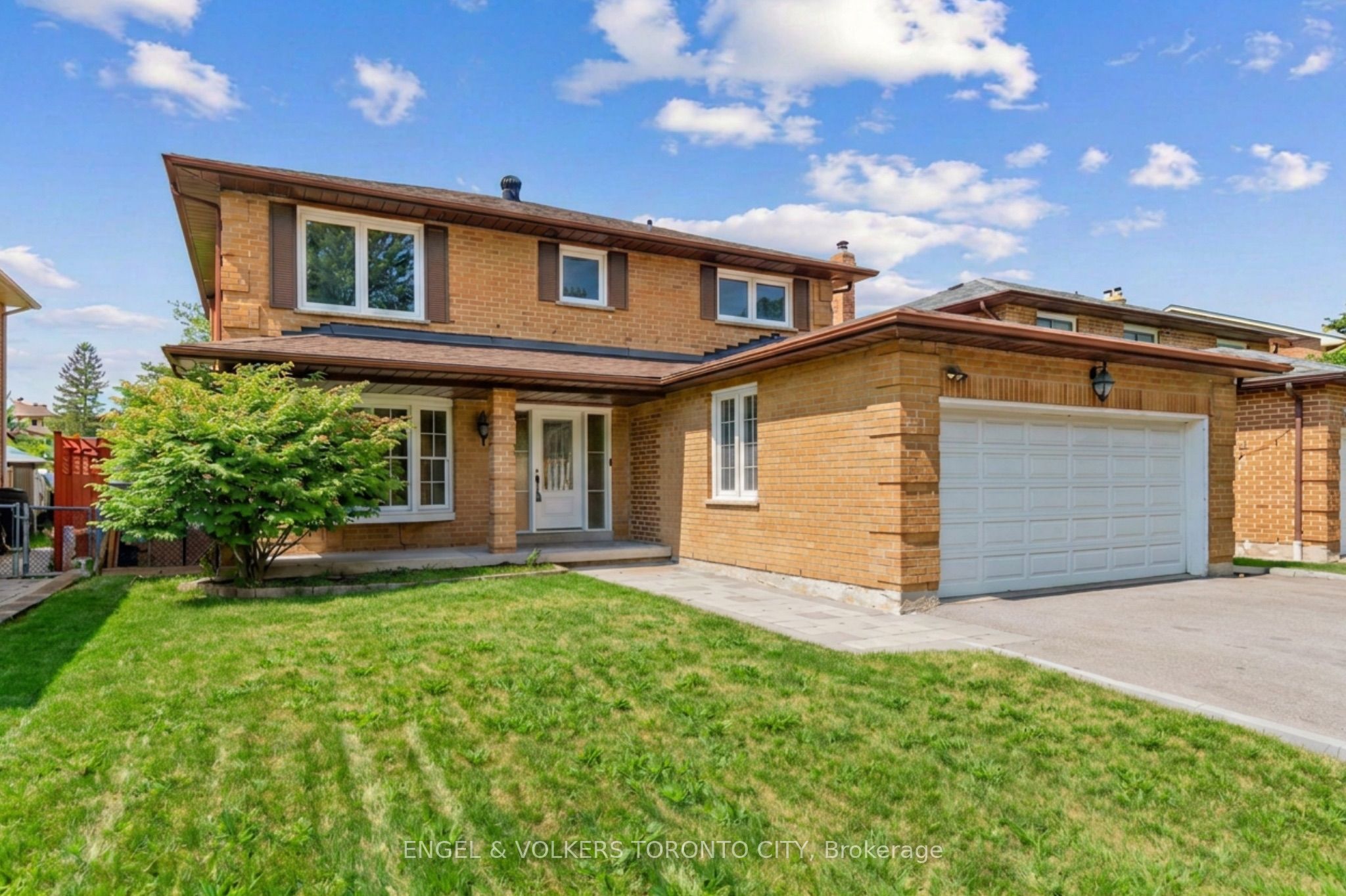 98 Golf Links Drive Property Photo 1