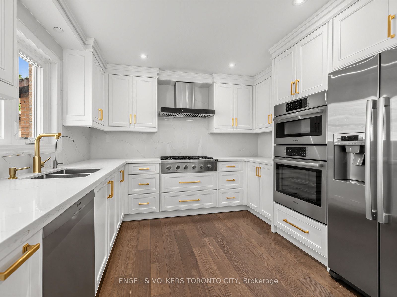 98 Golf Links Drive Property Photo 11