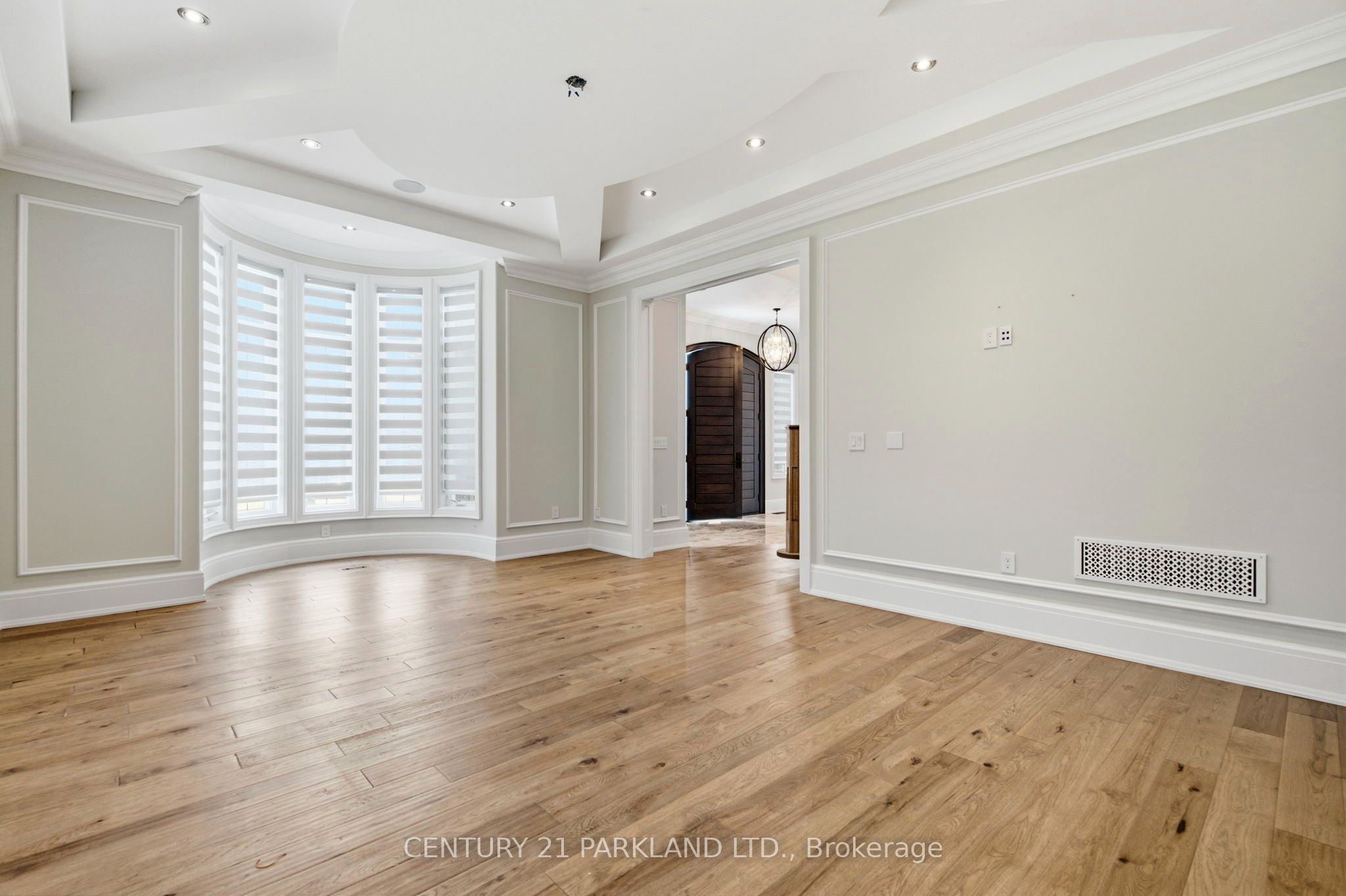 12 Hollywood Crescent Property Photo 7