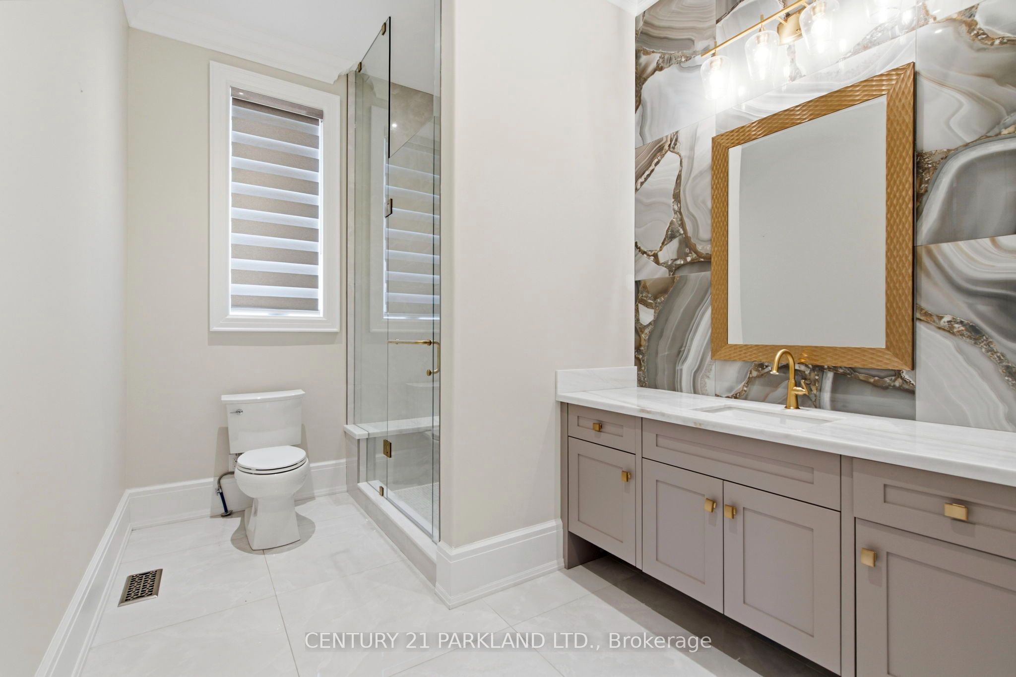 12 Hollywood Crescent Property Photo 20