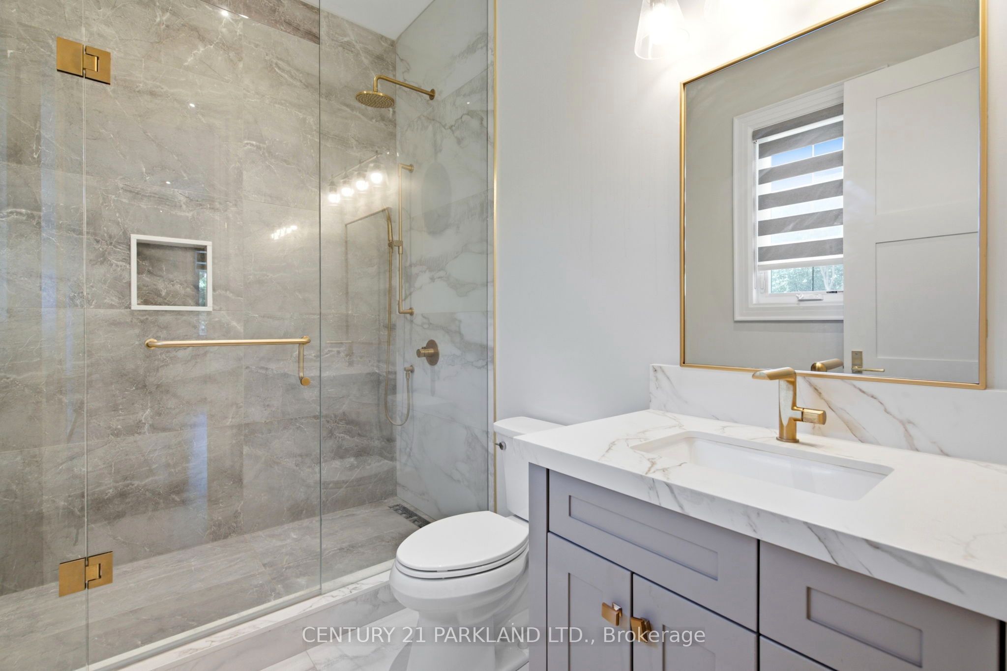 12 Hollywood Crescent Property Photo 30
