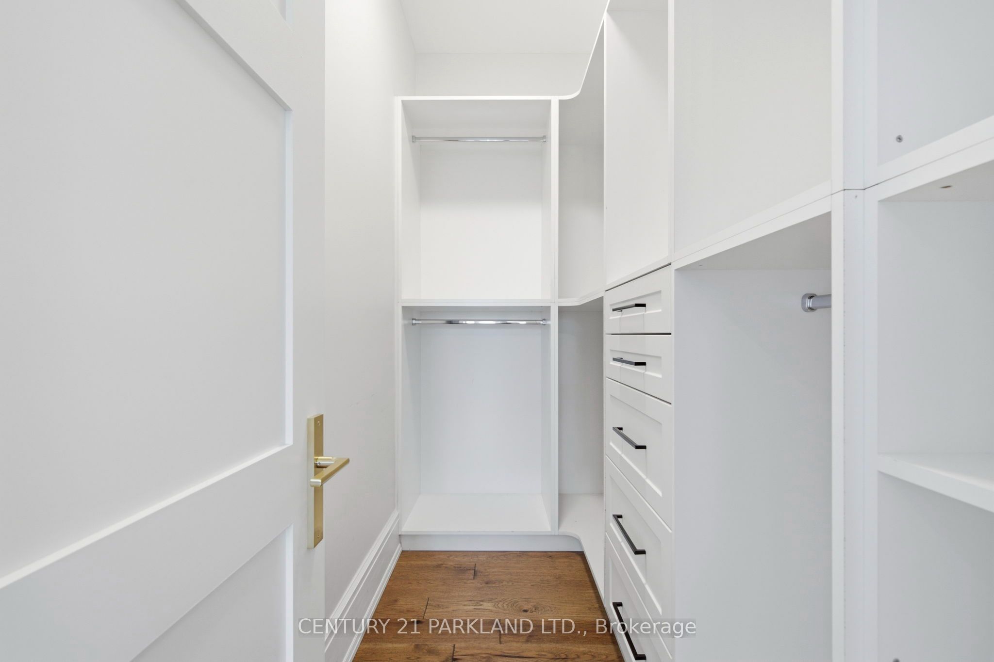12 Hollywood Crescent Property Photo 31