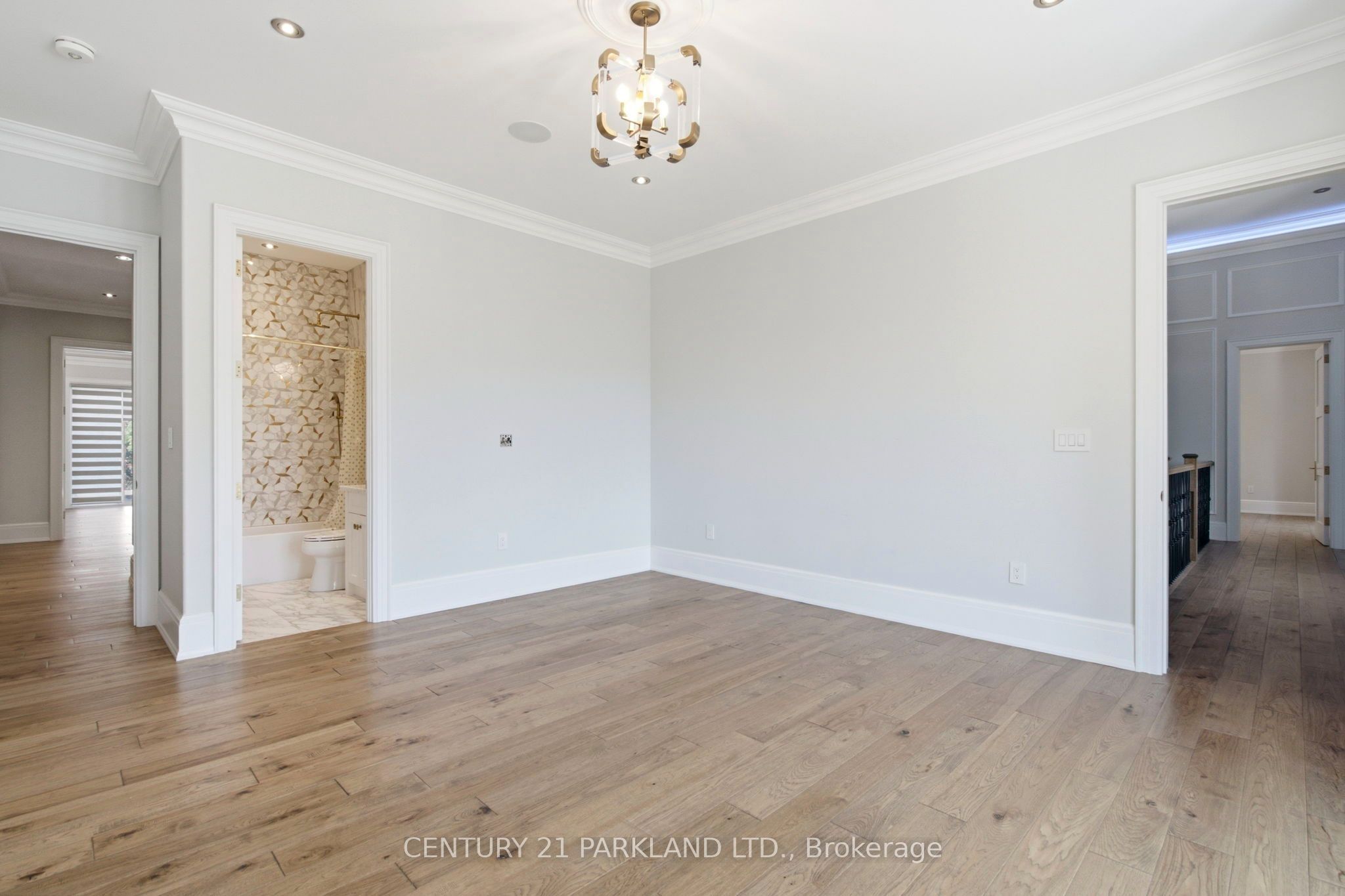 12 Hollywood Crescent Property Photo 34
